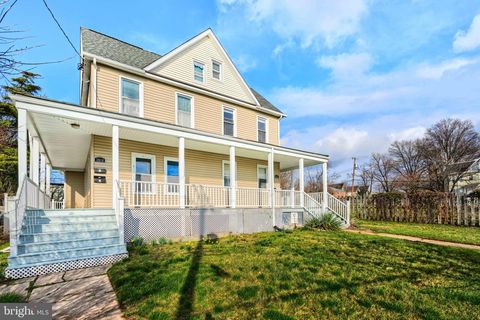 Townhouse For Rent - 3014 Hamilton Avenue #1<br/> BALTIMORE, MD 21214