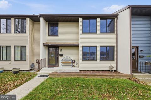 406 BOLTON ROAD HIGHTSTOWN NJ 08520