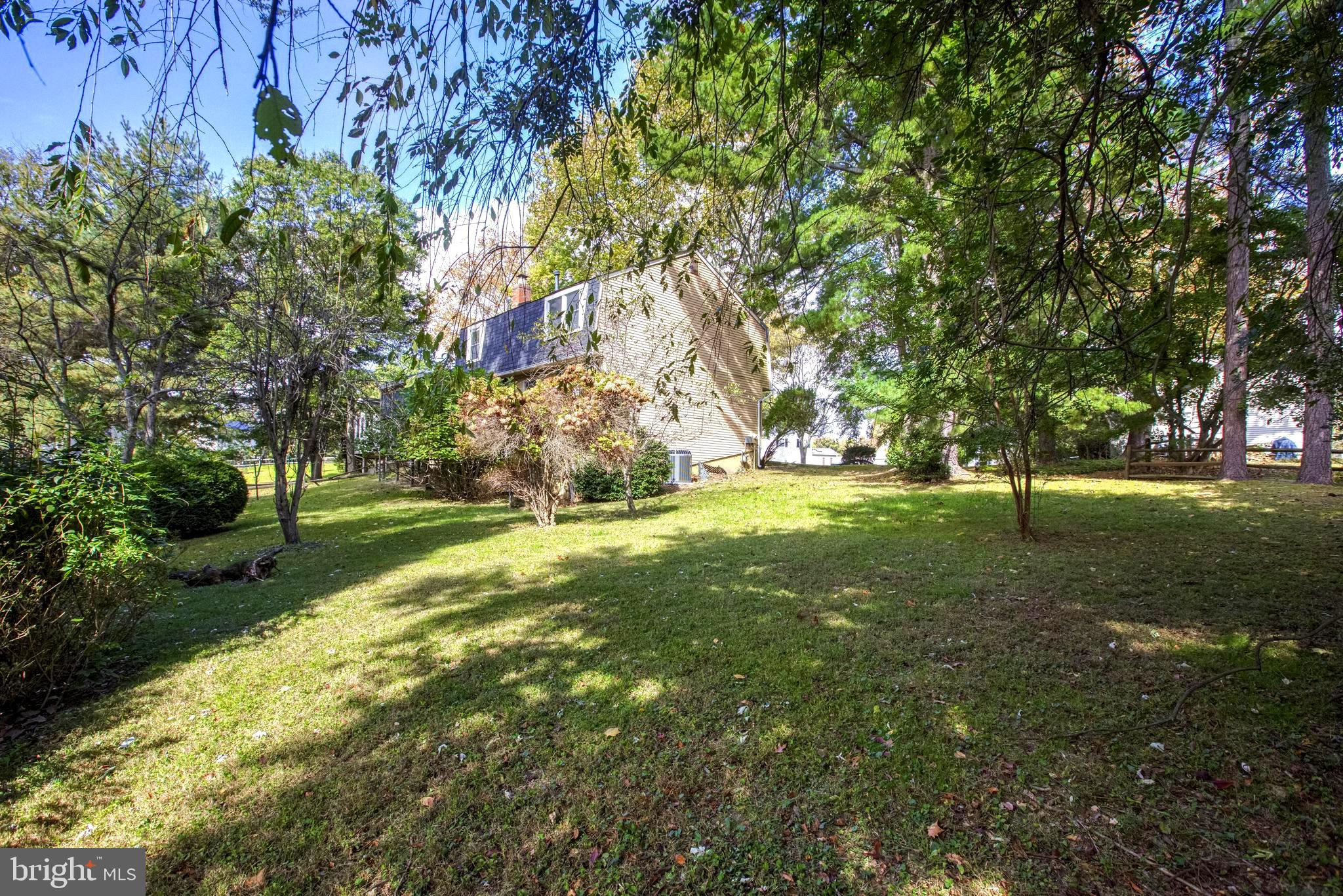 LONG REACH - Residential