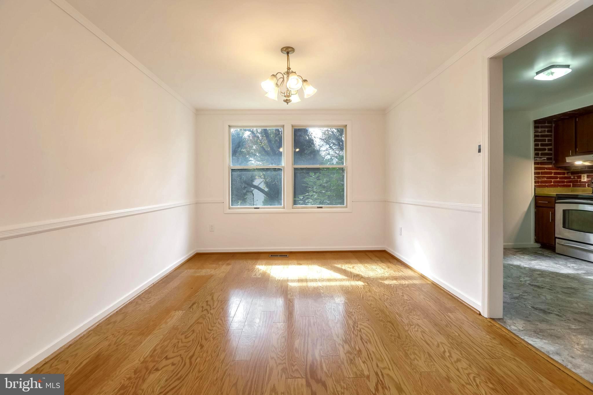 LONG REACH - Residential