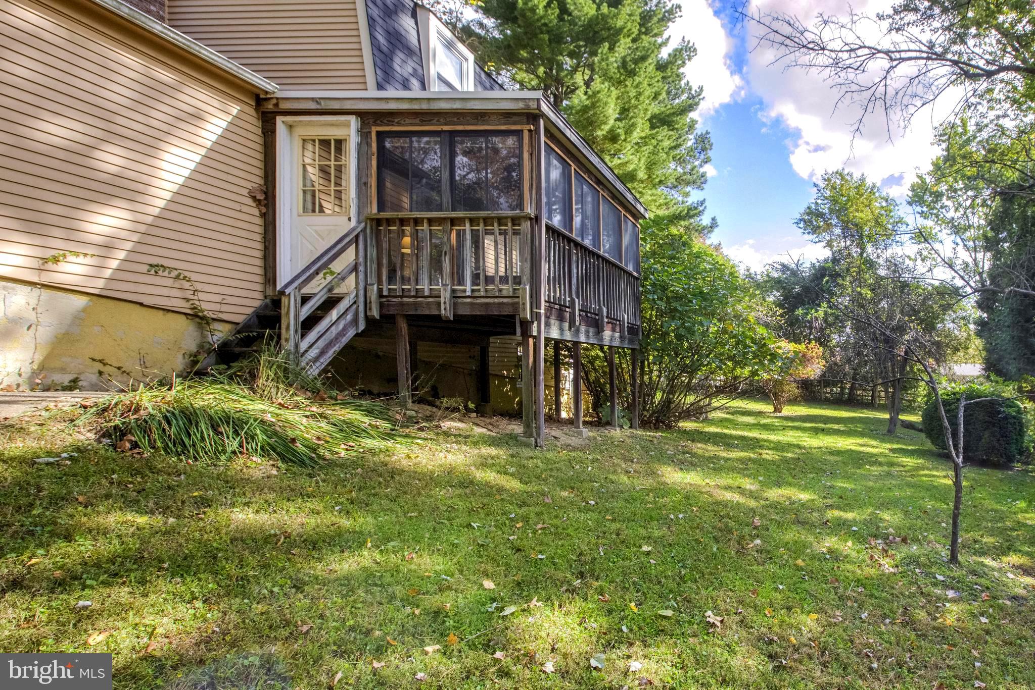 LONG REACH - Residential