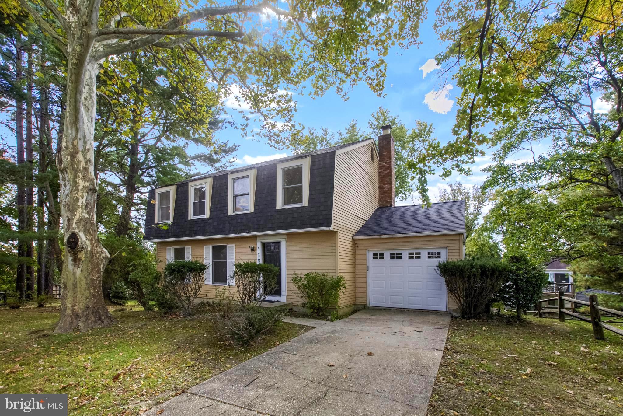 LONG REACH - Residential