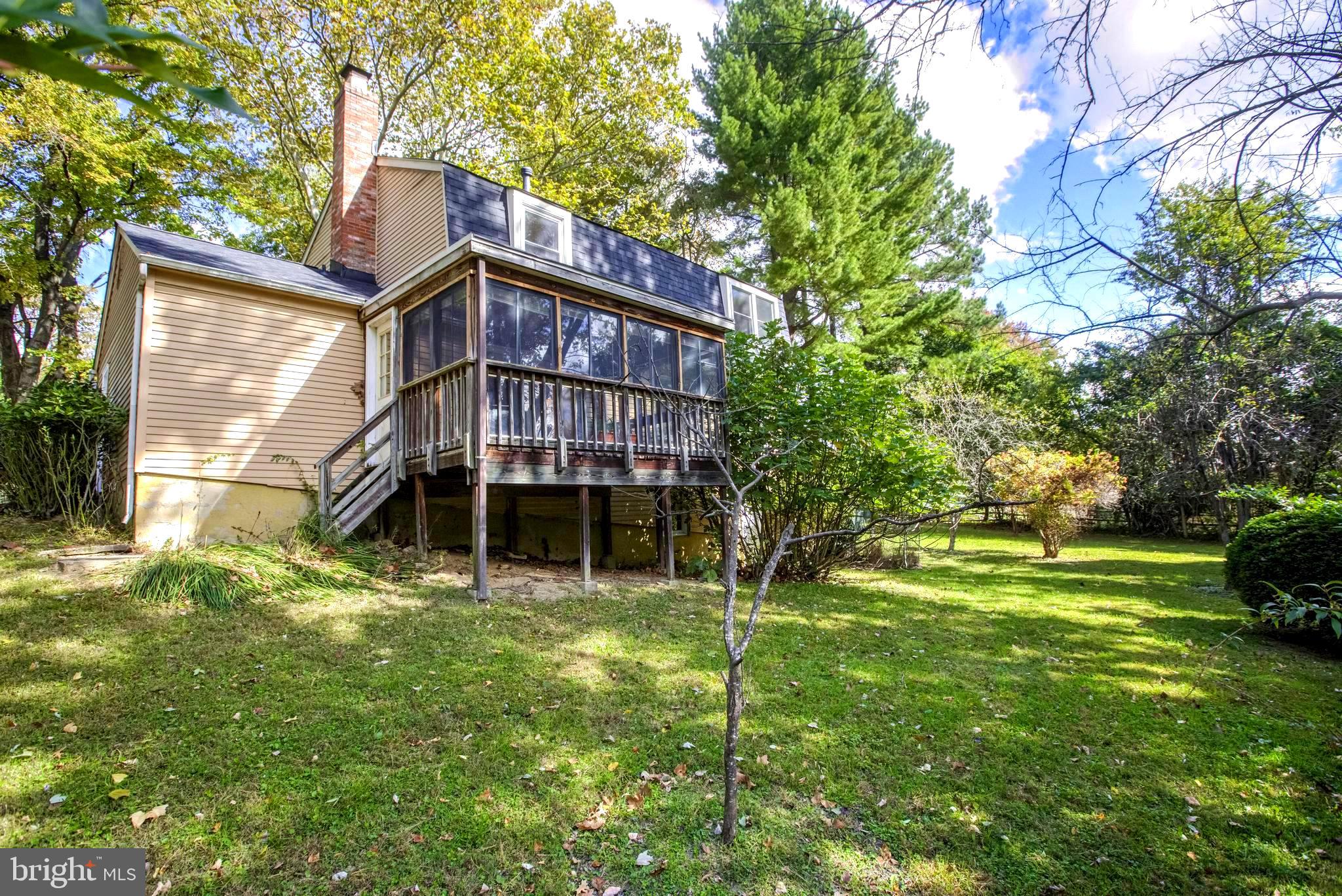 LONG REACH - Residential