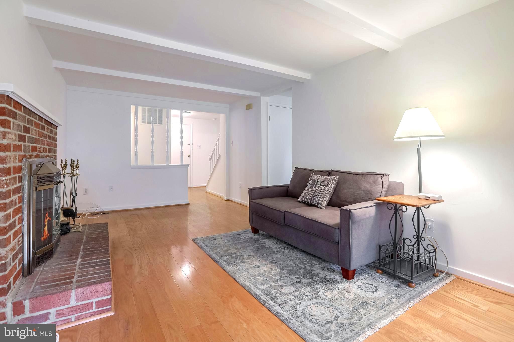 LONG REACH - Residential