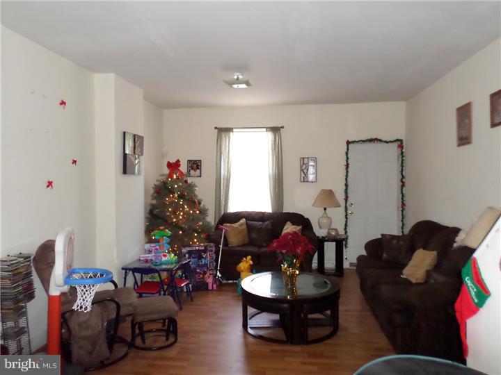GERMANTOWN (EAST) - Residential