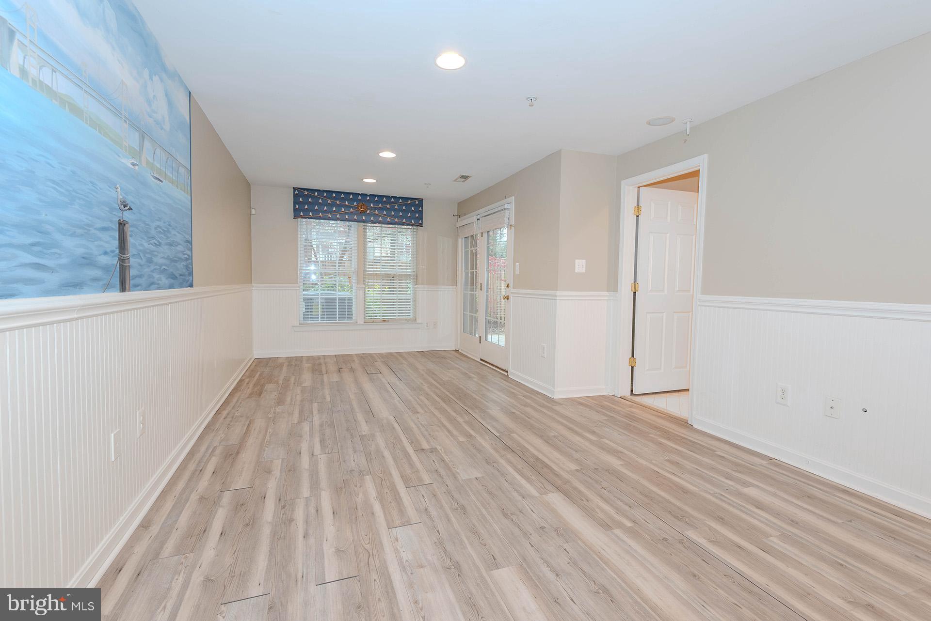 CROFTON MANOR - Residential