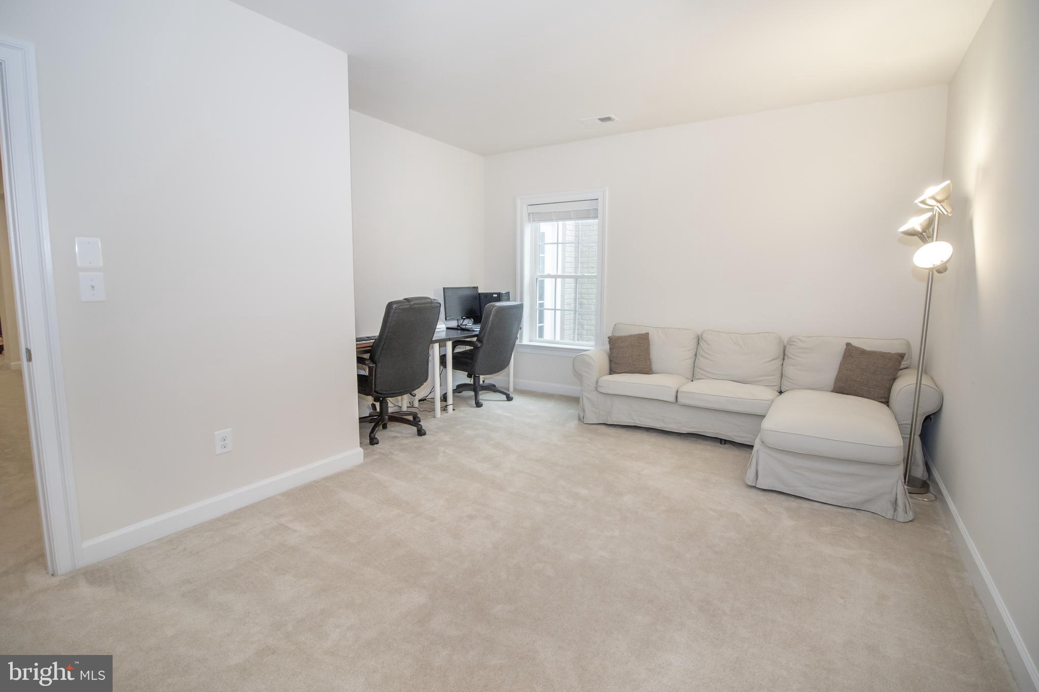 KIRKPATRICK WEST - Residential