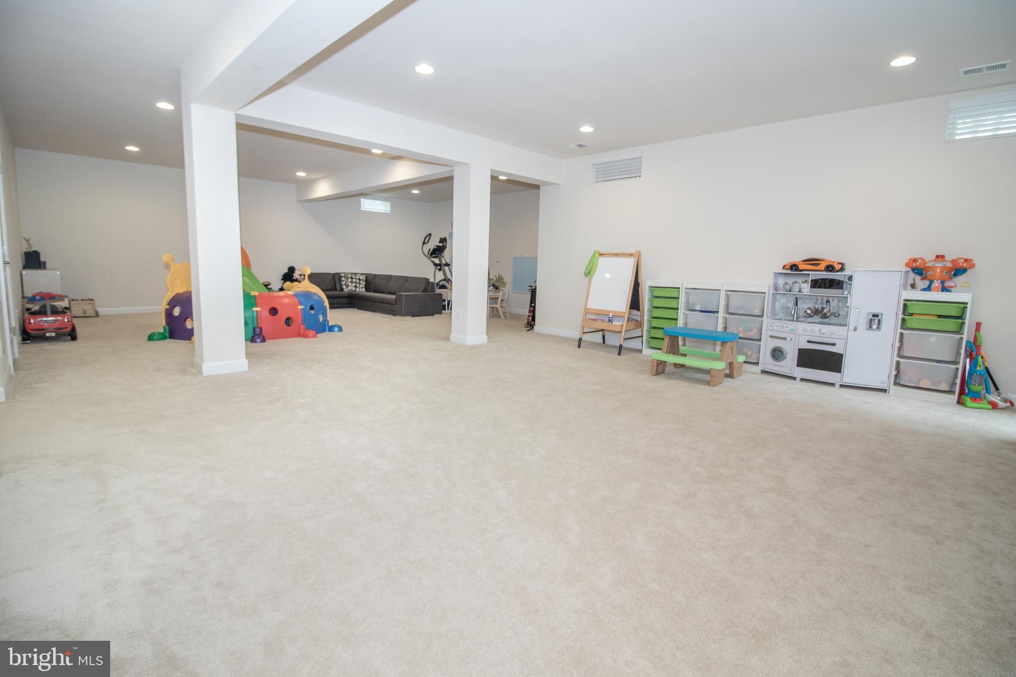 KIRKPATRICK WEST - Residential