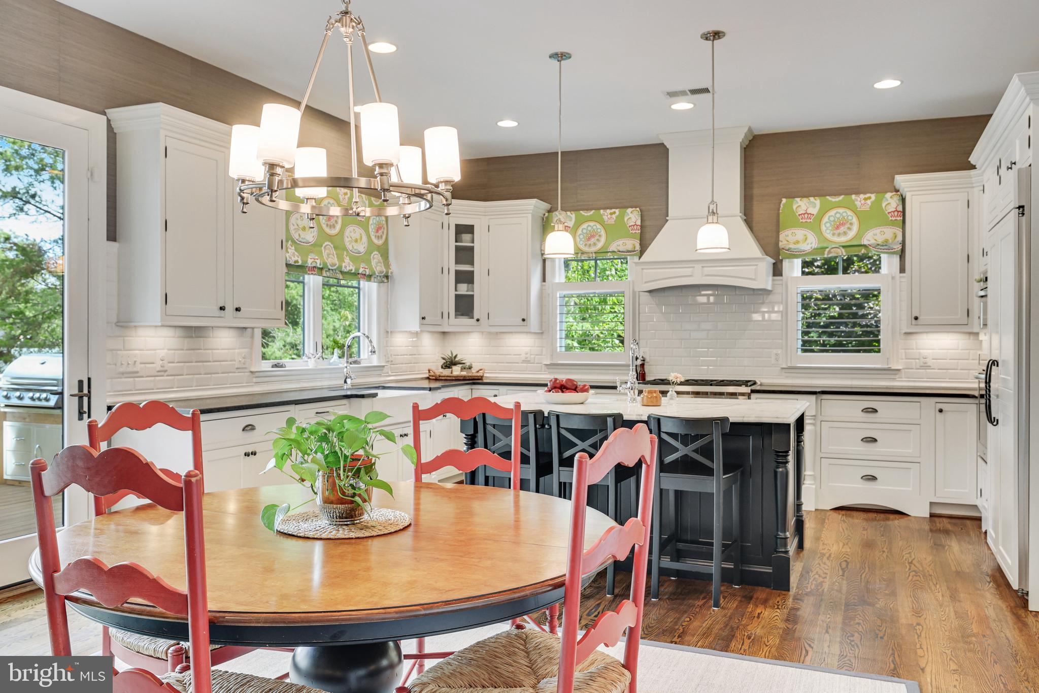 SALONA VILLAGE - Residential