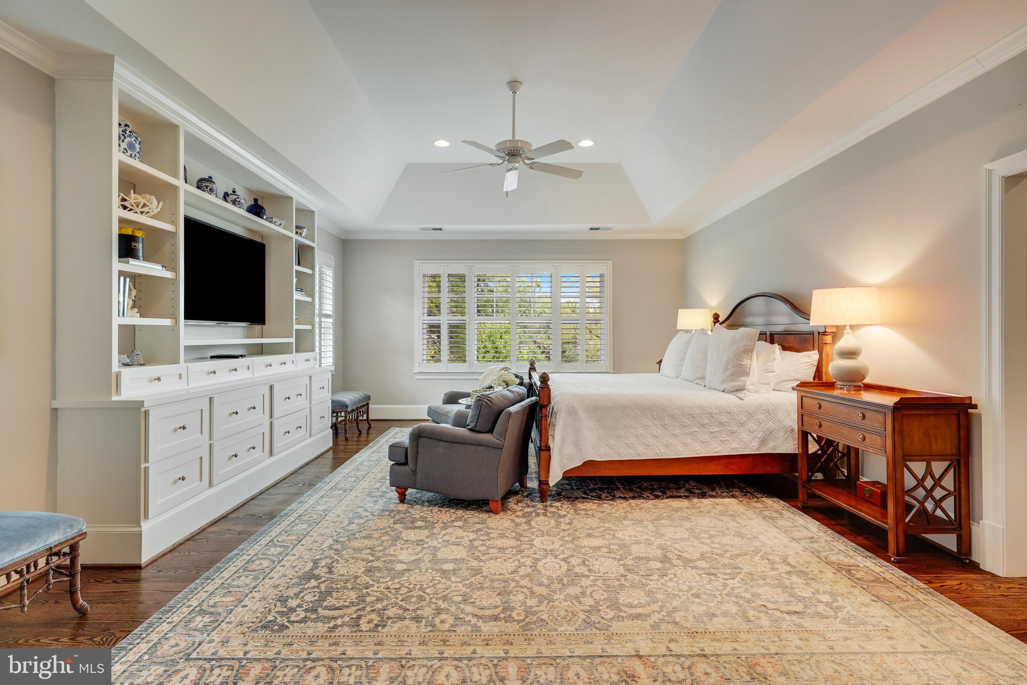 SALONA VILLAGE - Residential