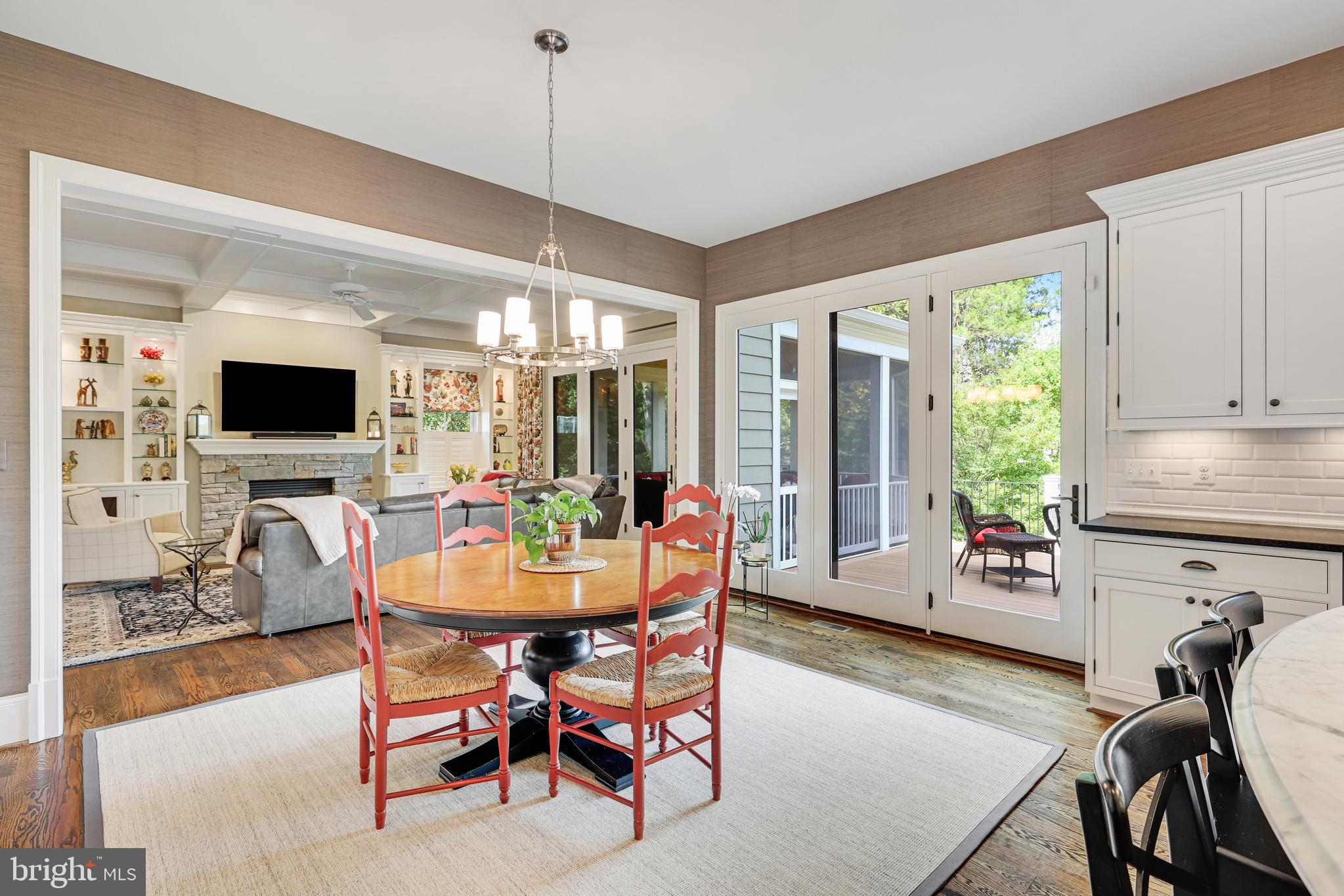 SALONA VILLAGE - Residential