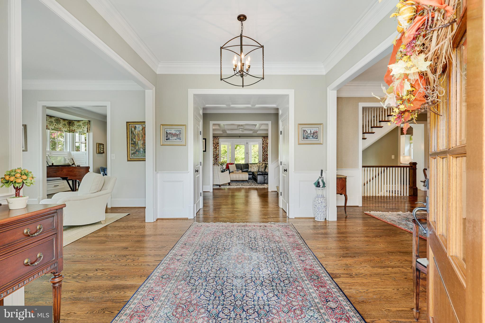 SALONA VILLAGE - Residential