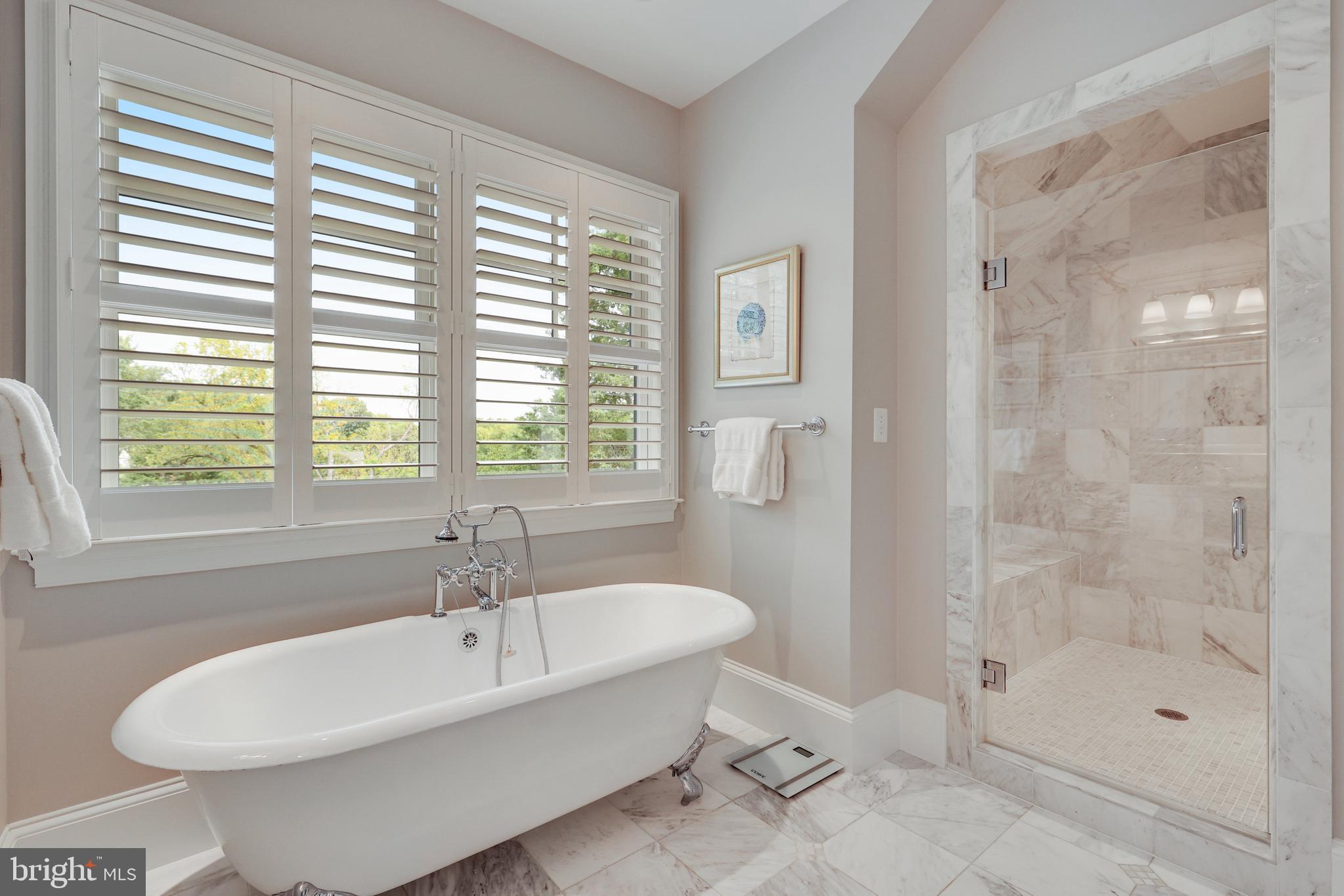 SALONA VILLAGE - Residential