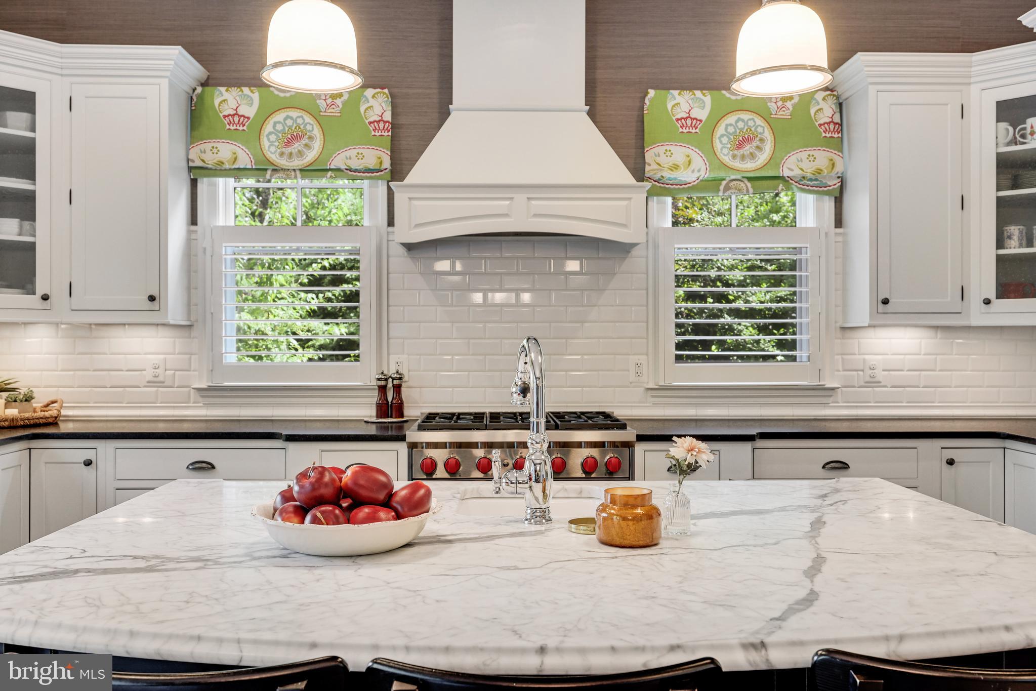 SALONA VILLAGE - Residential