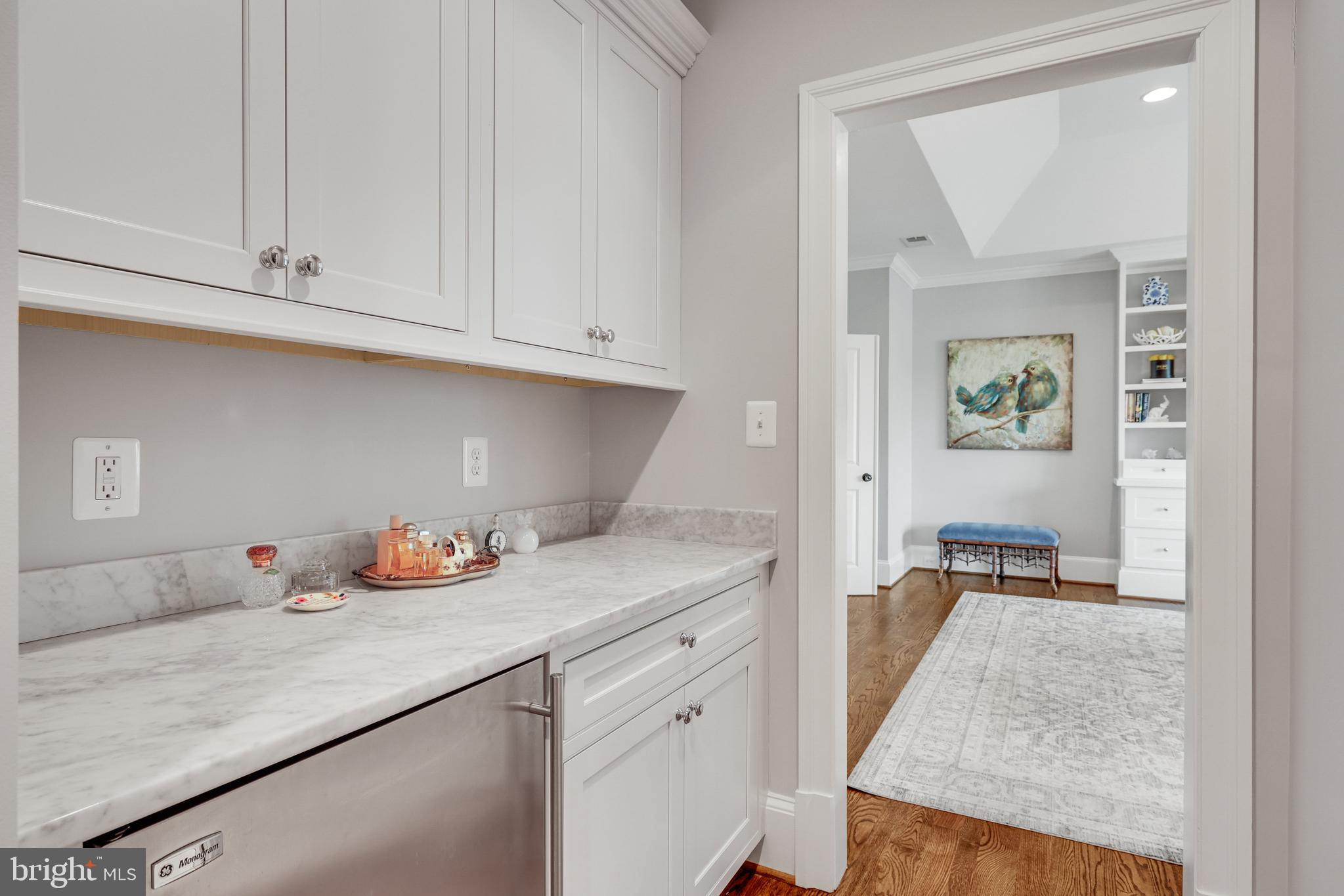 SALONA VILLAGE - Residential