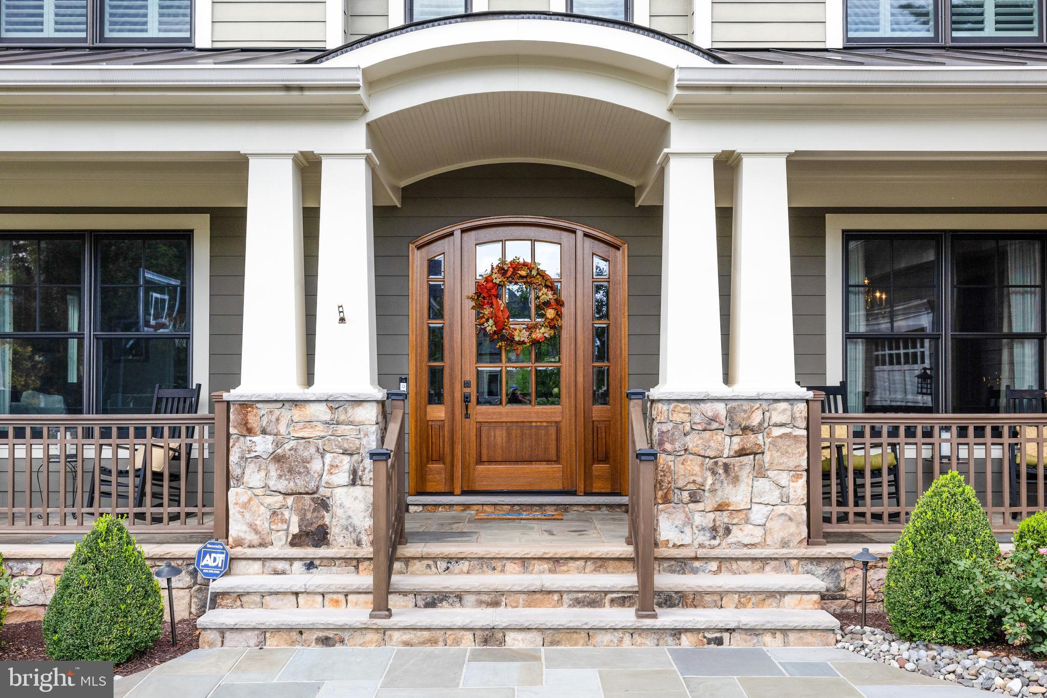 SALONA VILLAGE - Residential