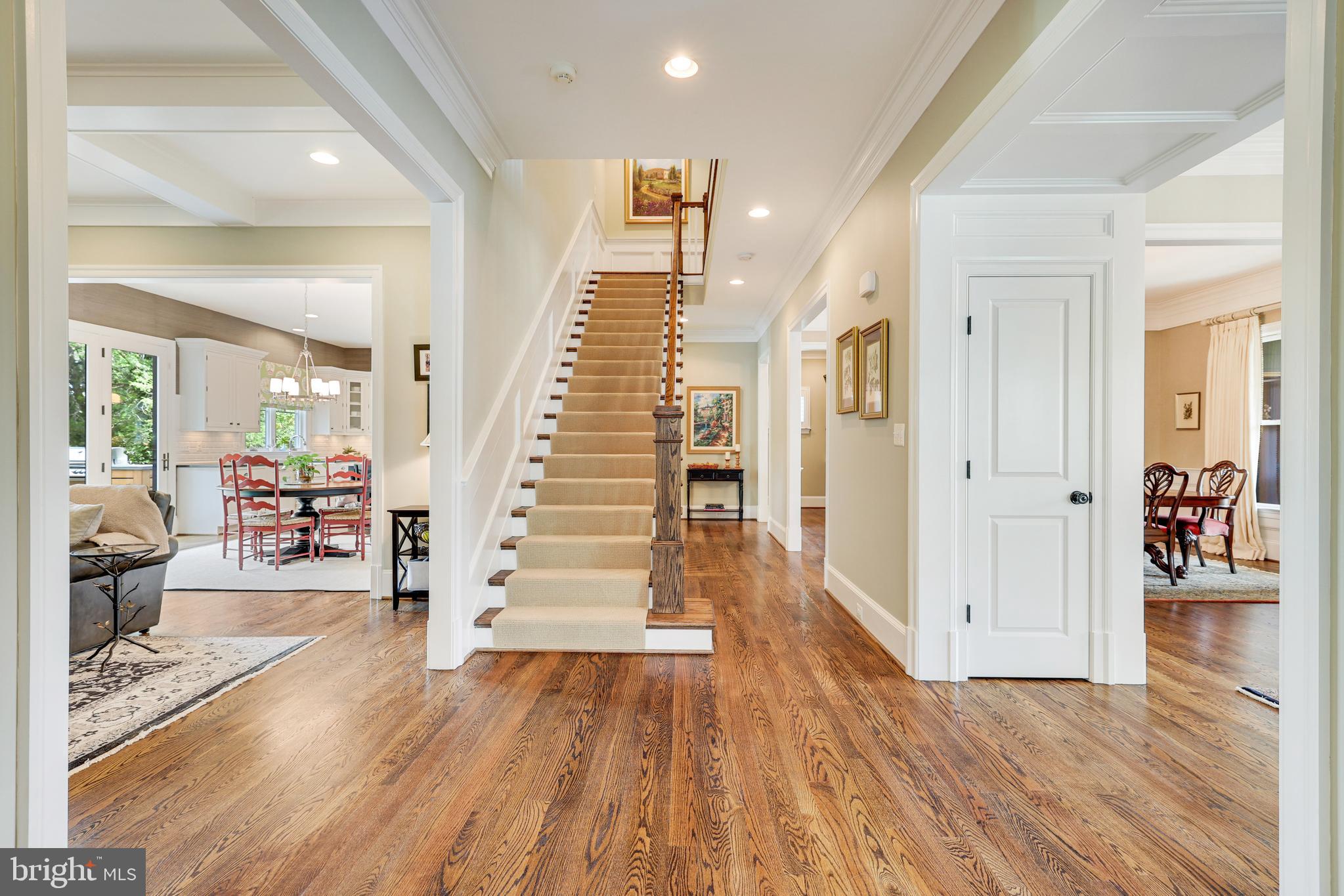 SALONA VILLAGE - Residential