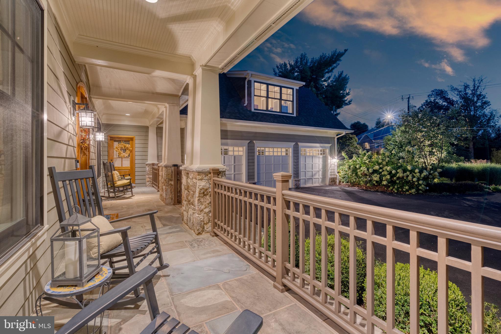 SALONA VILLAGE - Residential