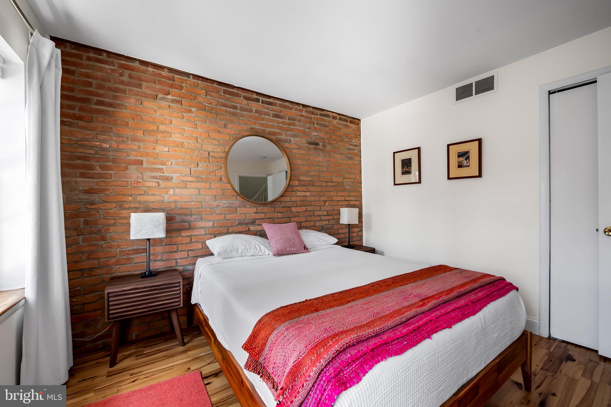 RIDGELY'S DELIGHT - Residential