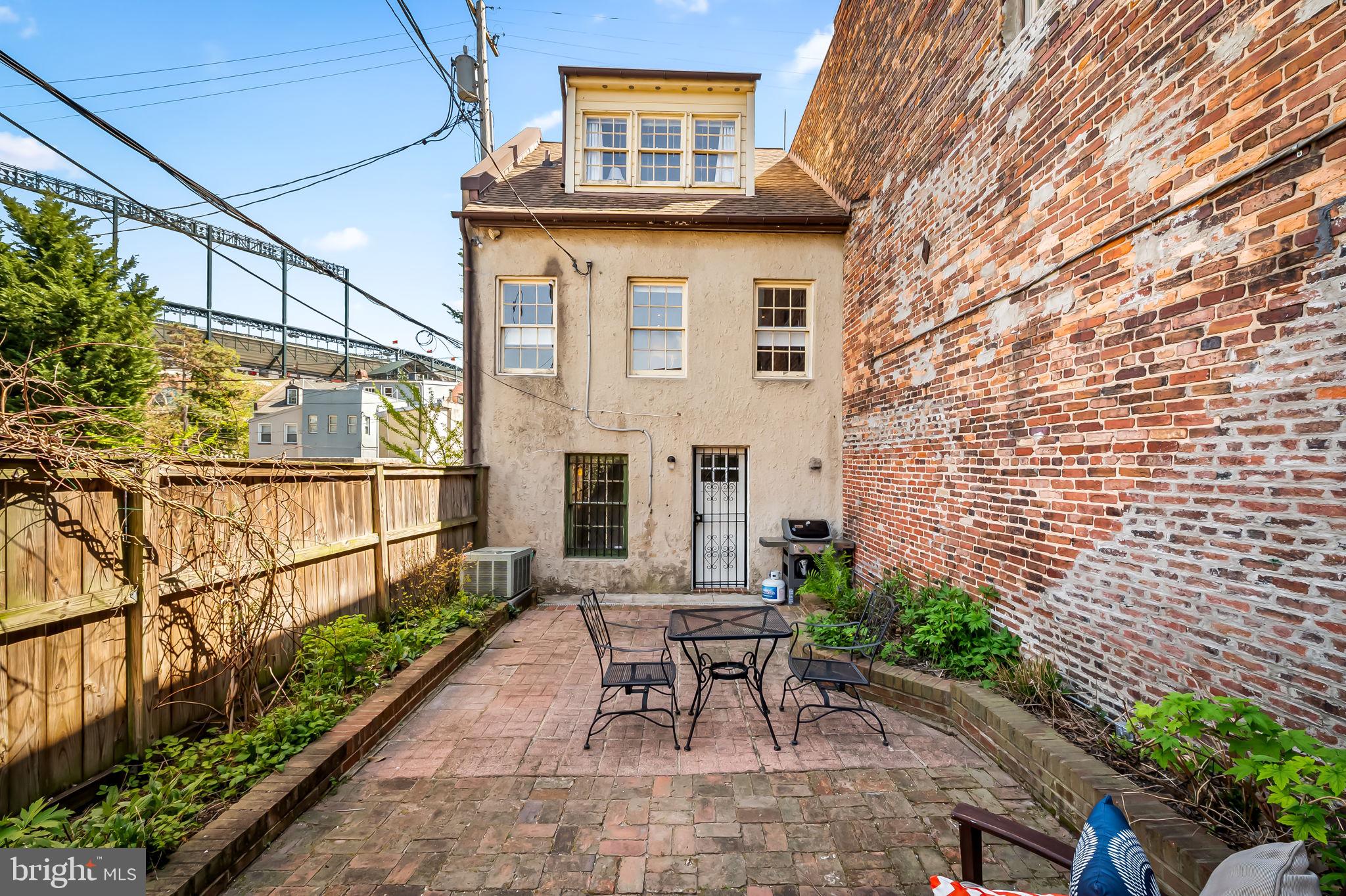 RIDGELY'S DELIGHT - Residential