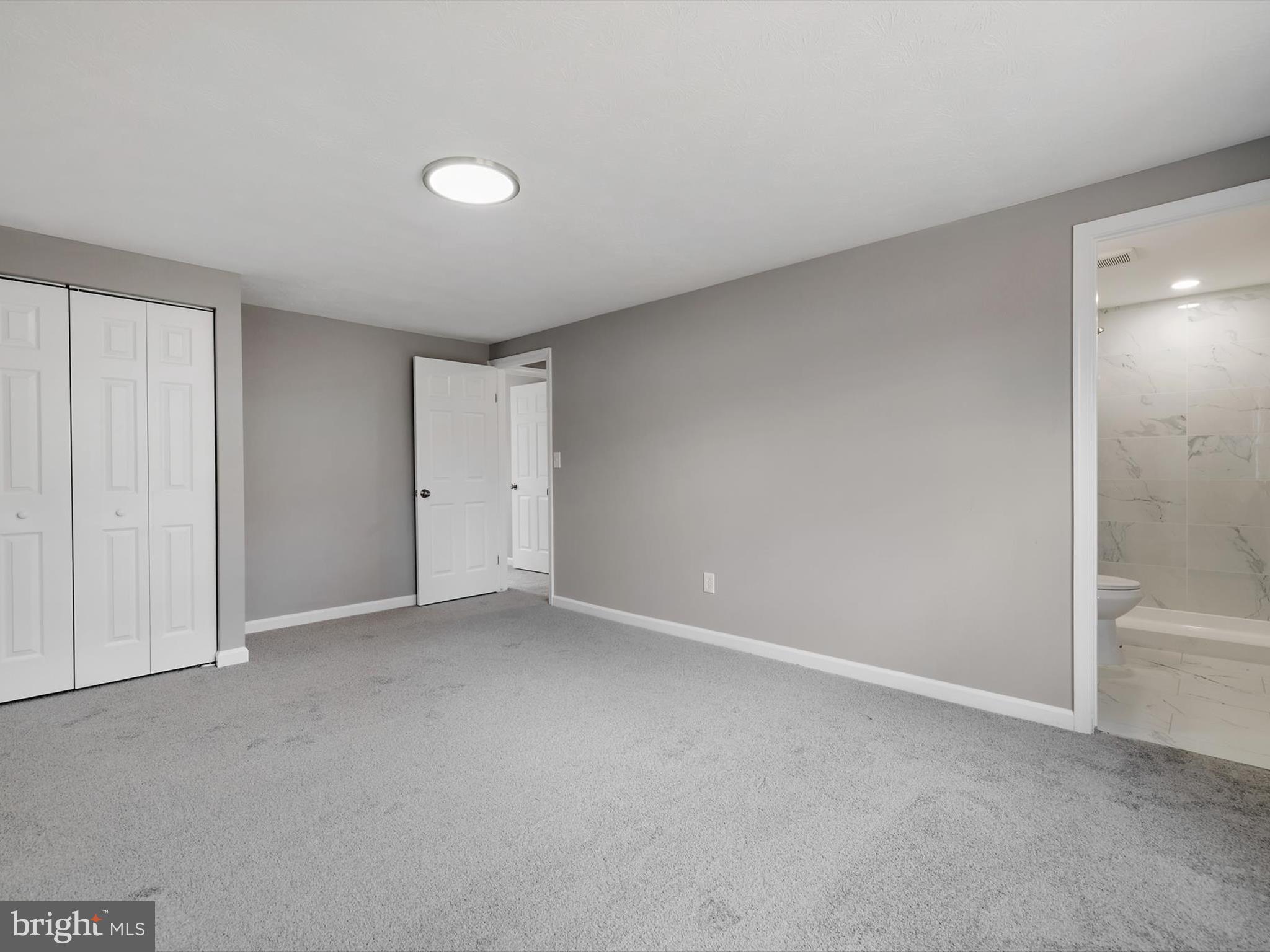 ELMHURST - Residential