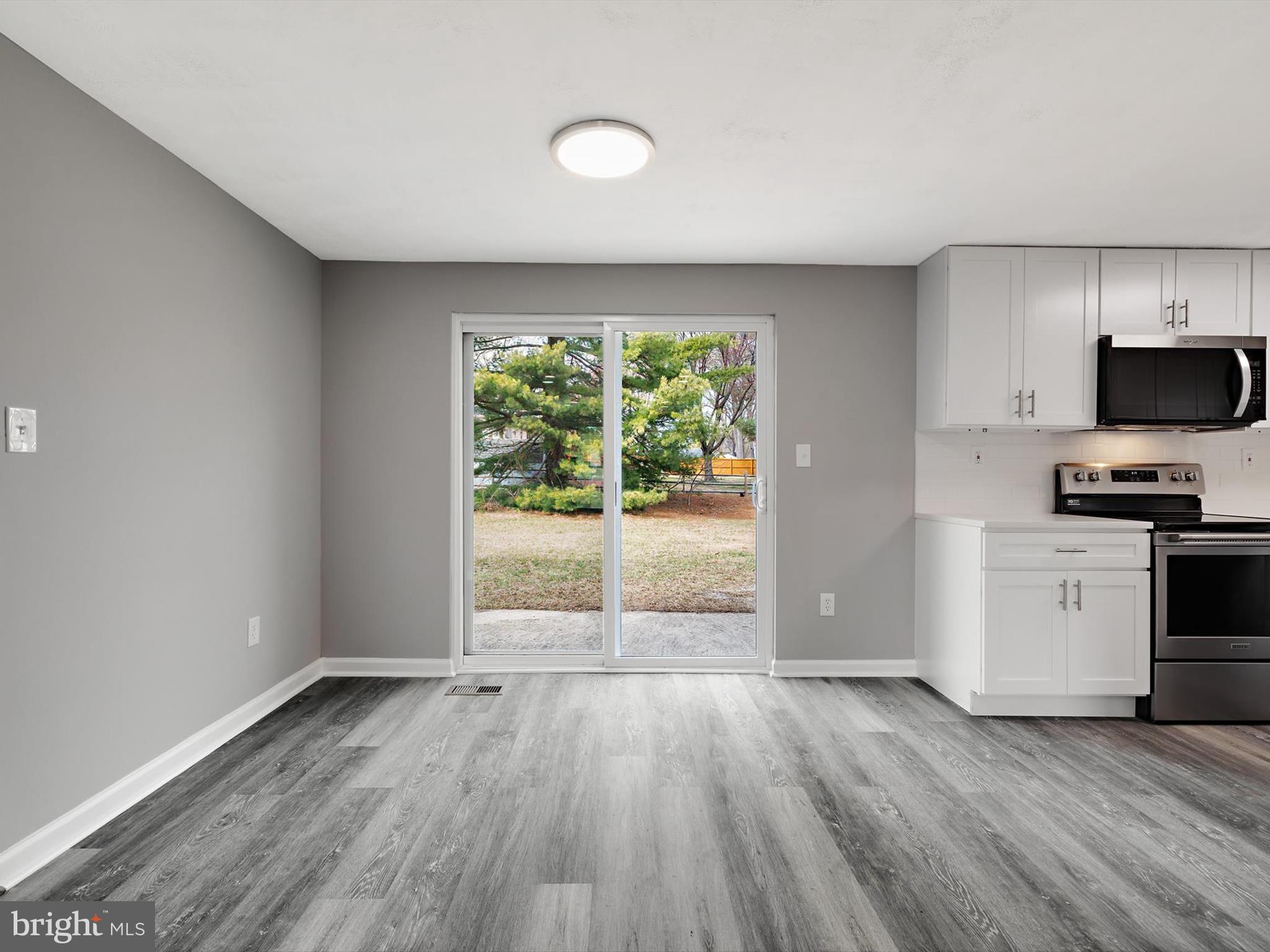 ELMHURST - Residential