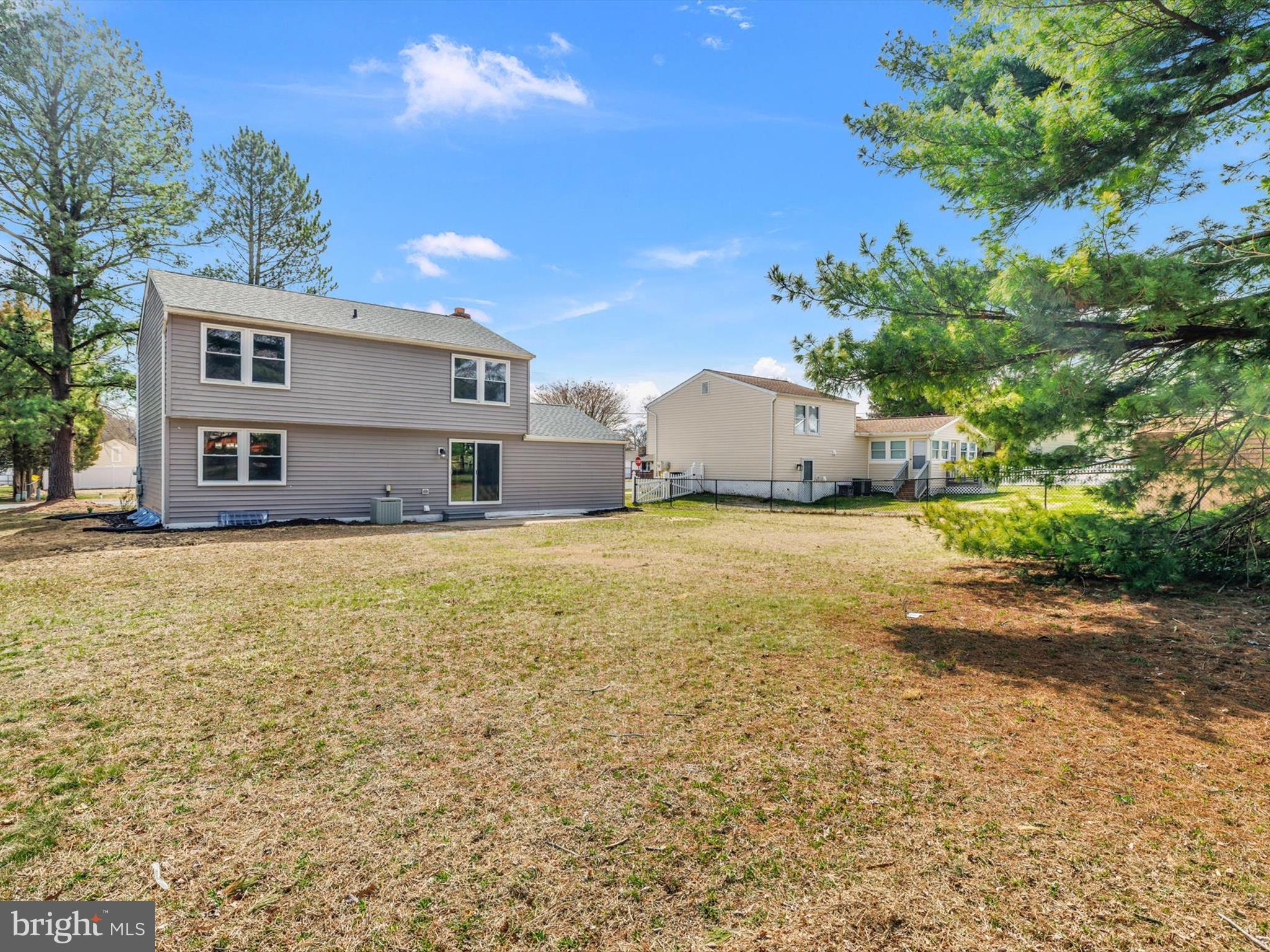 ELMHURST - Residential