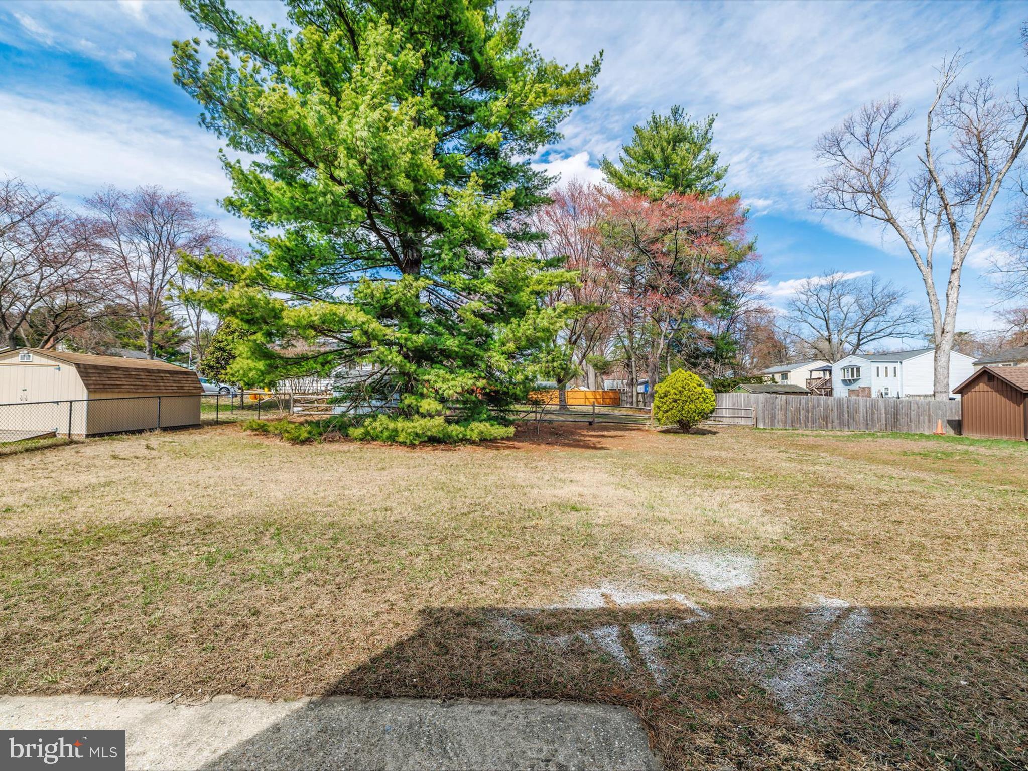 ELMHURST - Residential