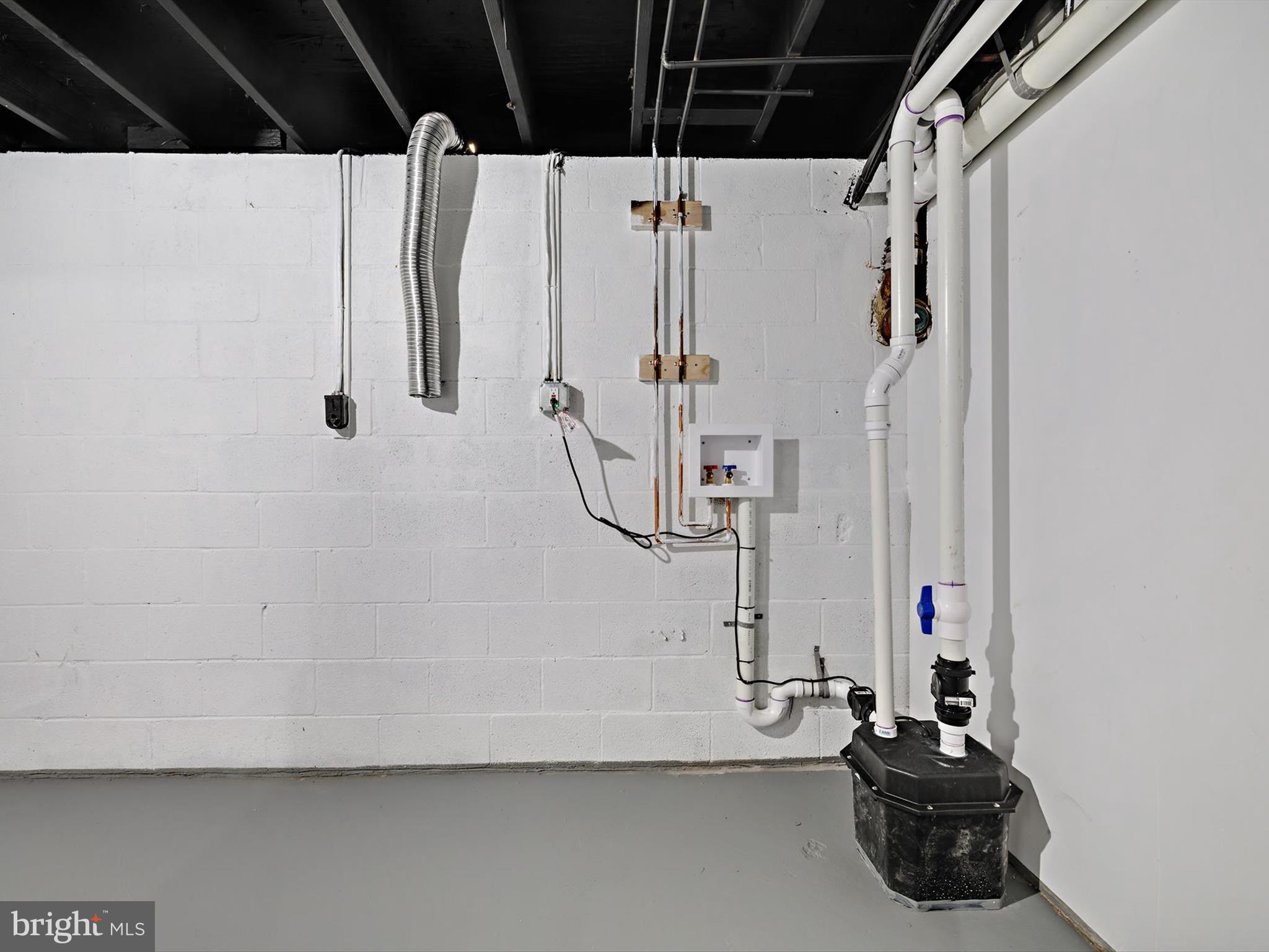 ELMHURST - Residential