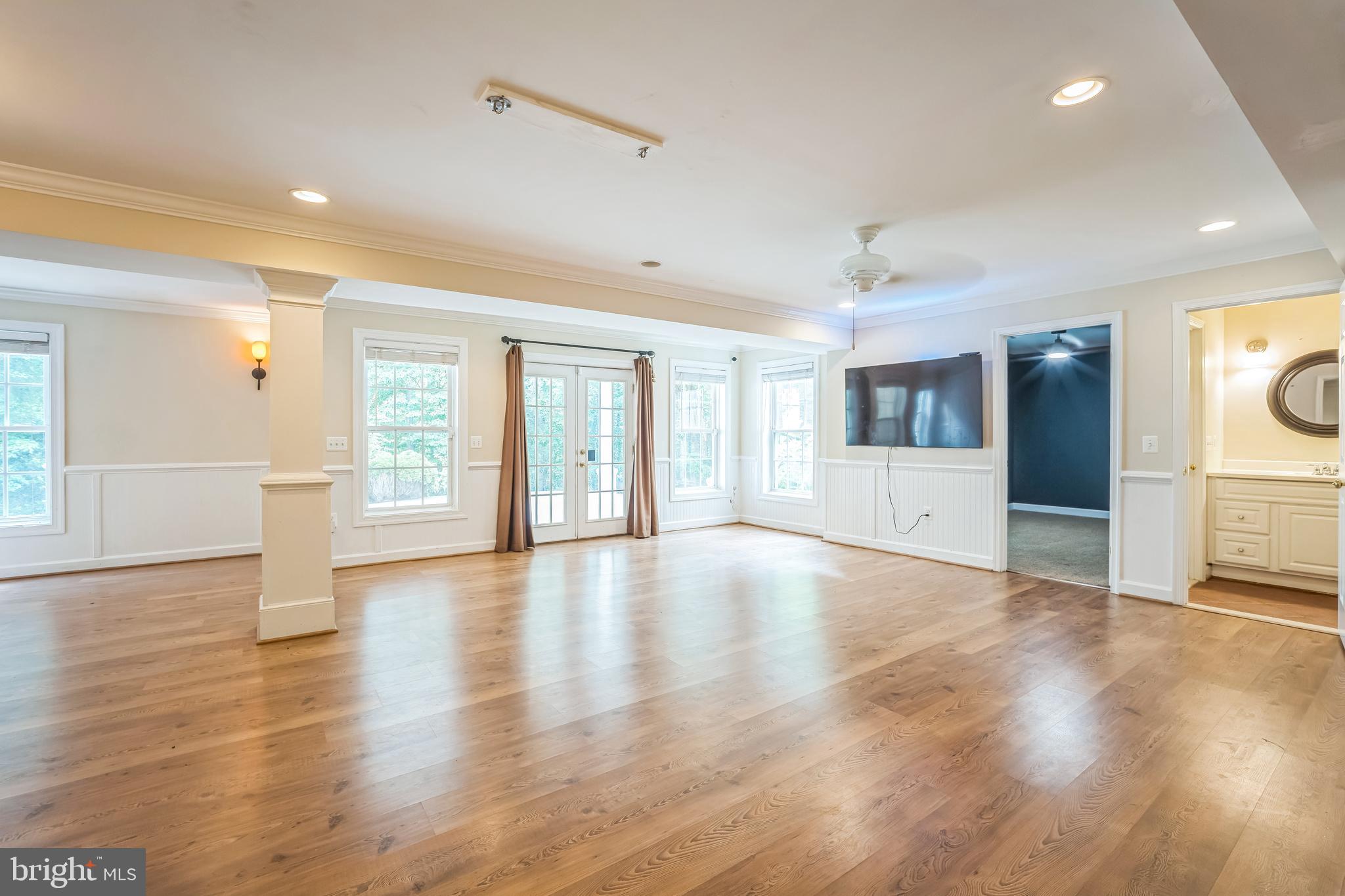 VISTA BROOKE - Residential