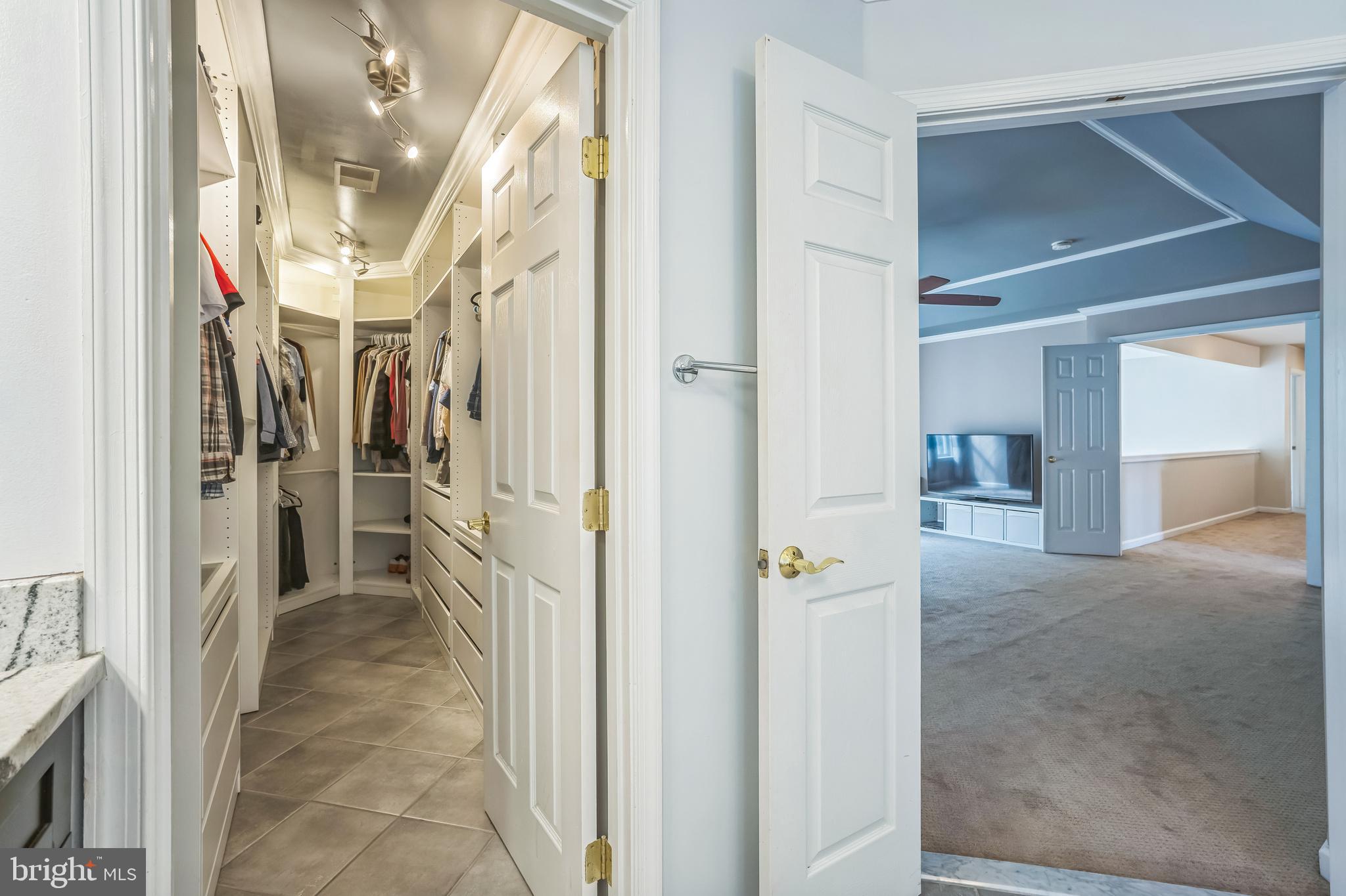 VISTA BROOKE - Residential