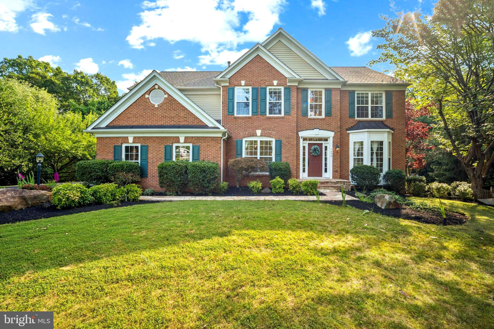 7690 VISIONARY COURT
