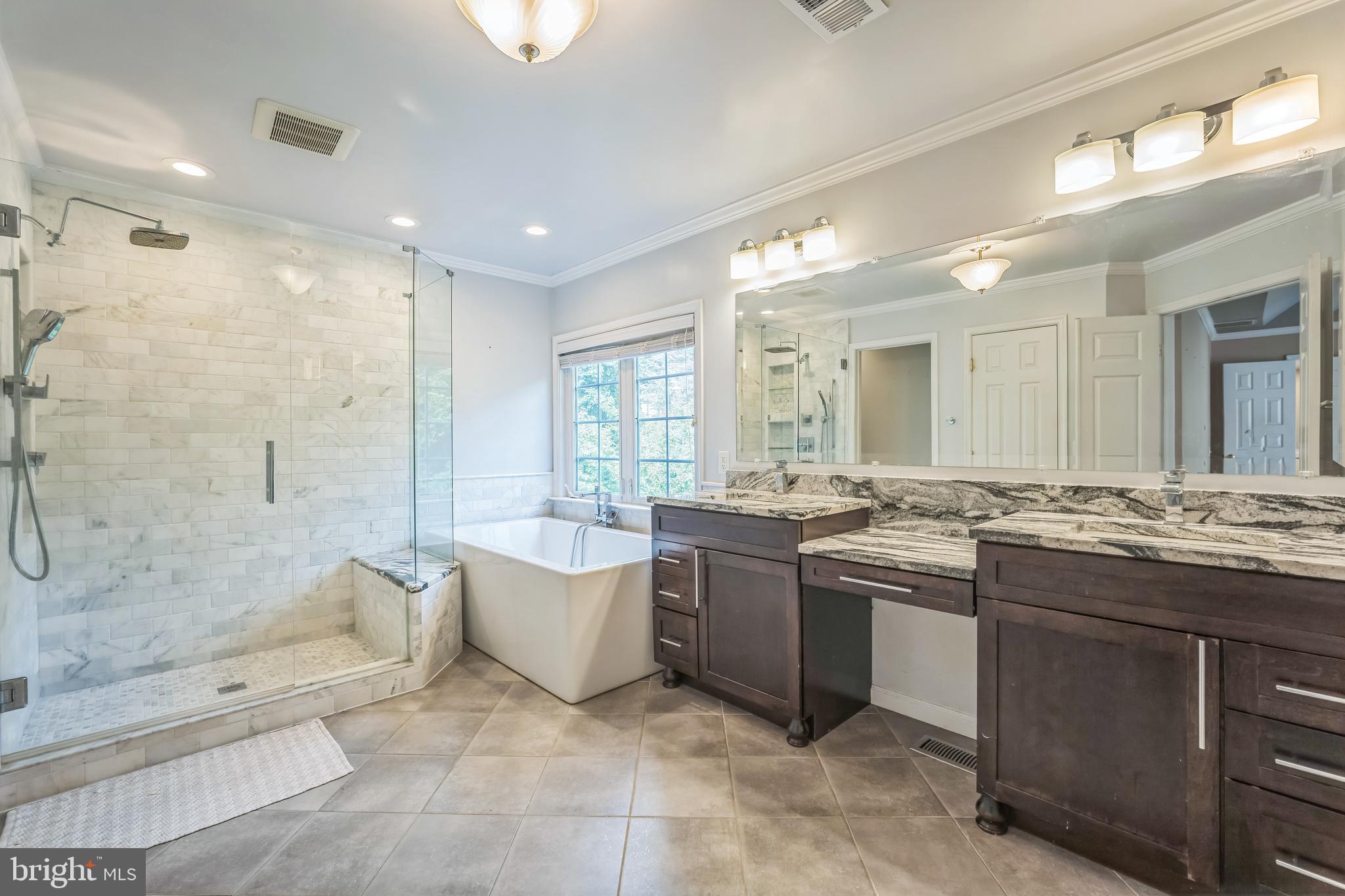 VISTA BROOKE - Residential