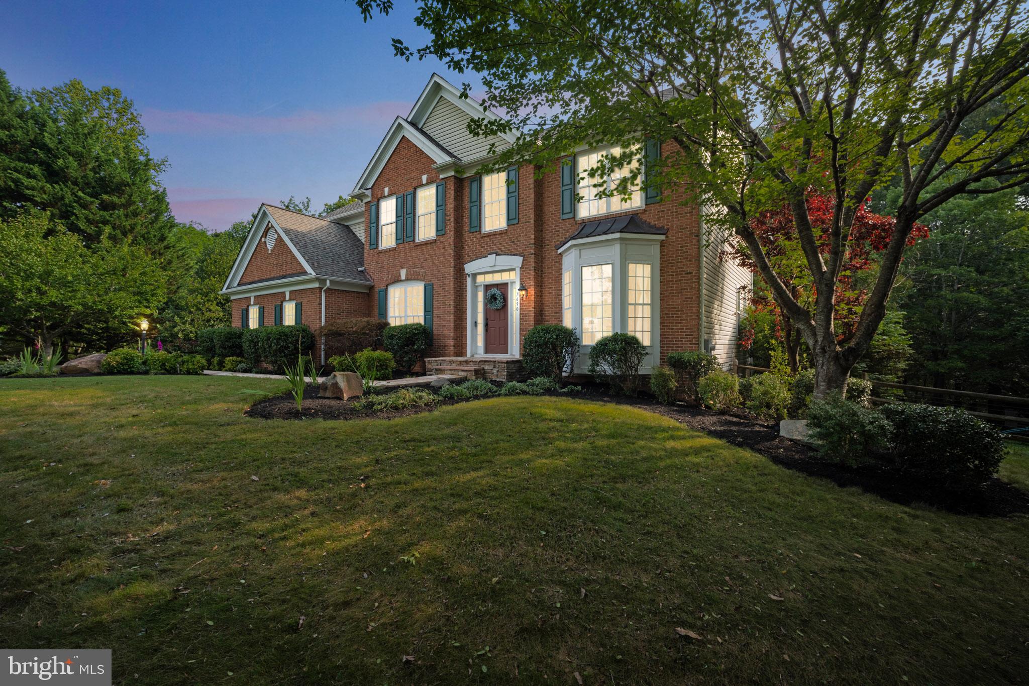 7690 VISIONARY COURT