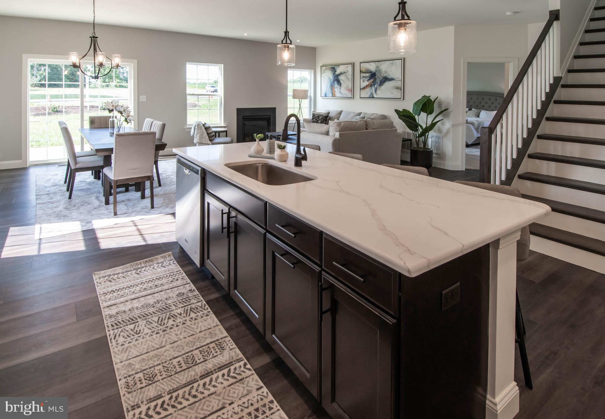 MEADOW LANE FARMS - Residential