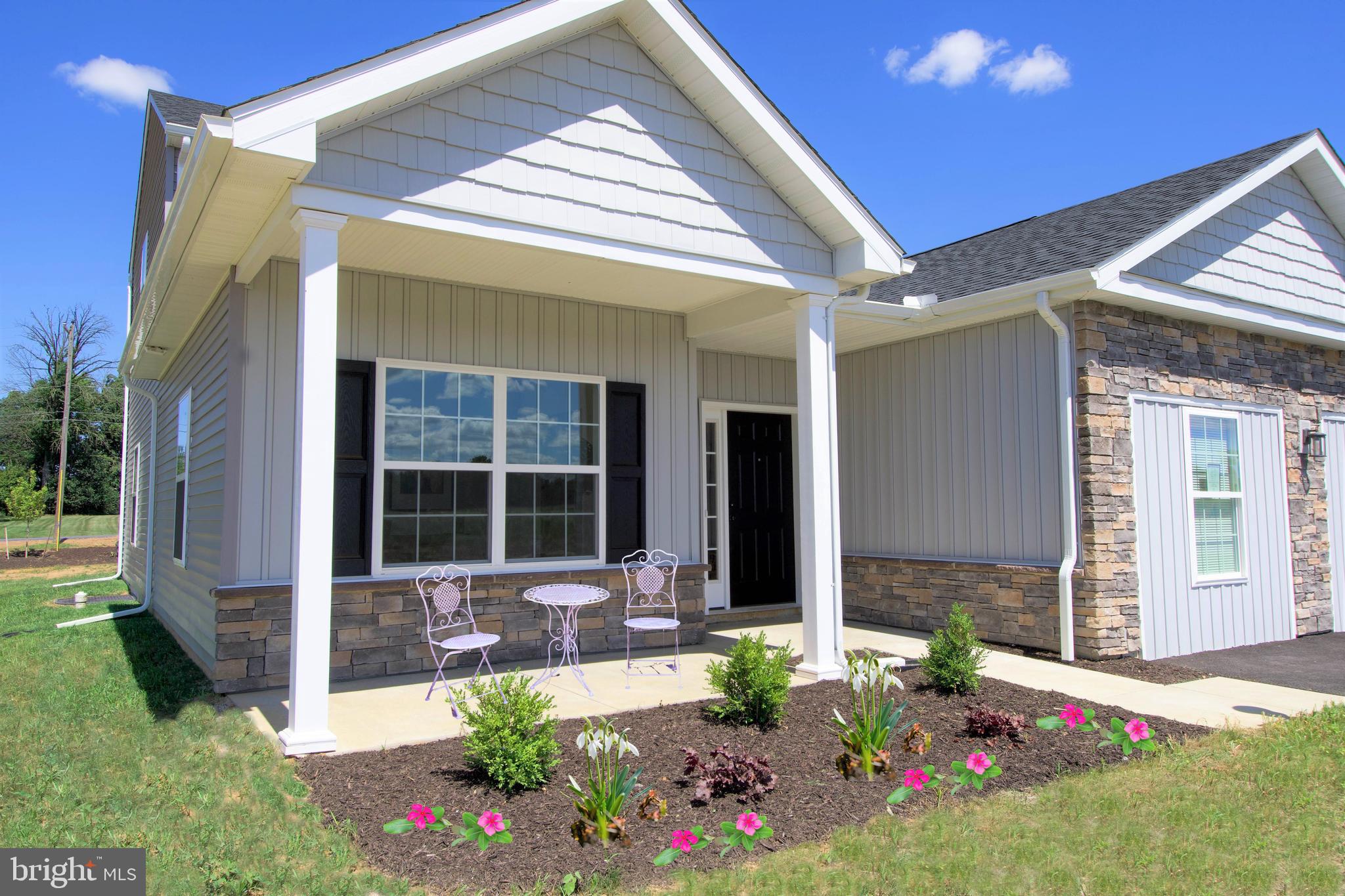 MEADOW LANE FARMS - Residential