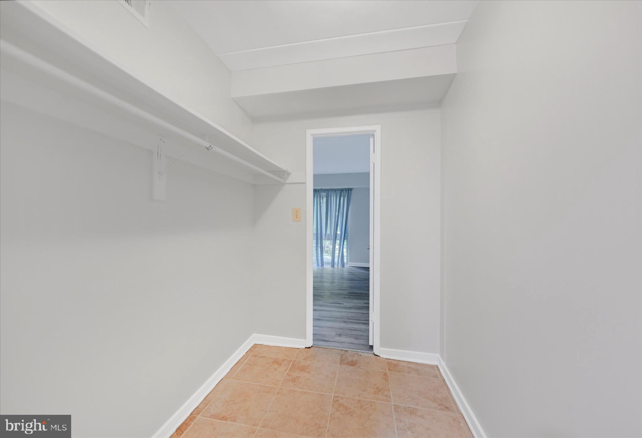 VILLAGE OF WILDE LAKE - Residential