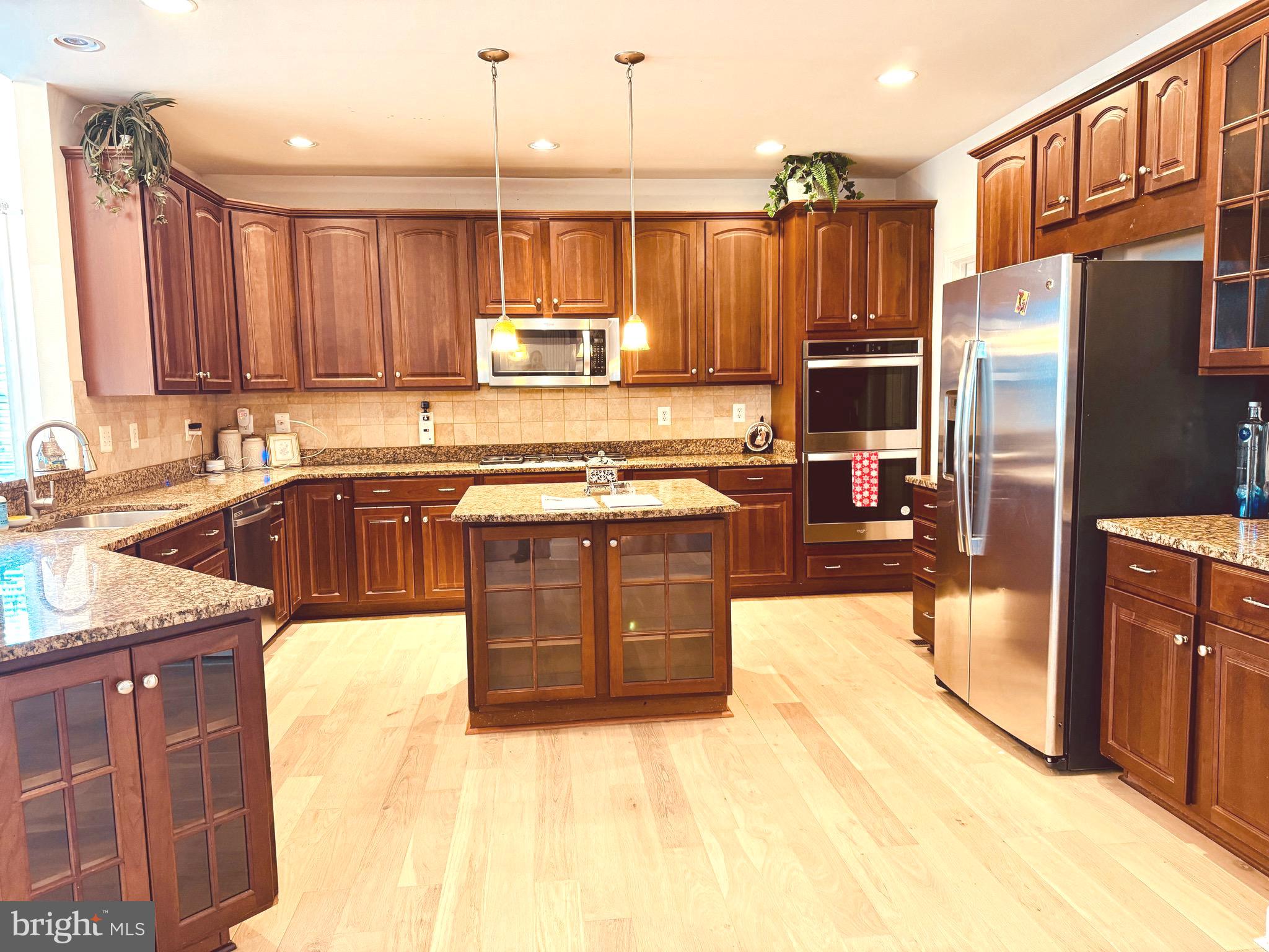 PARKSIDE ESTATES - Residential