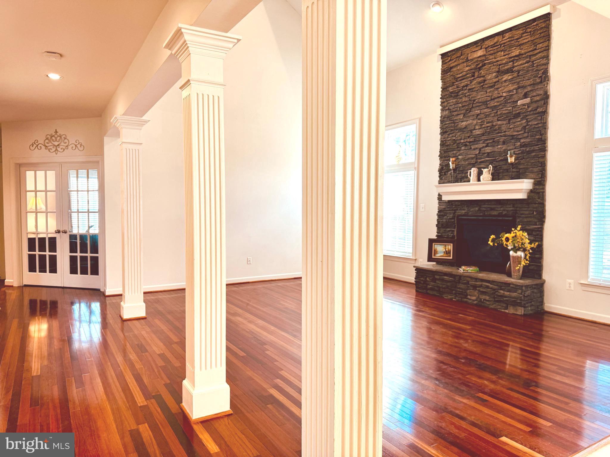 PARKSIDE ESTATES - Residential