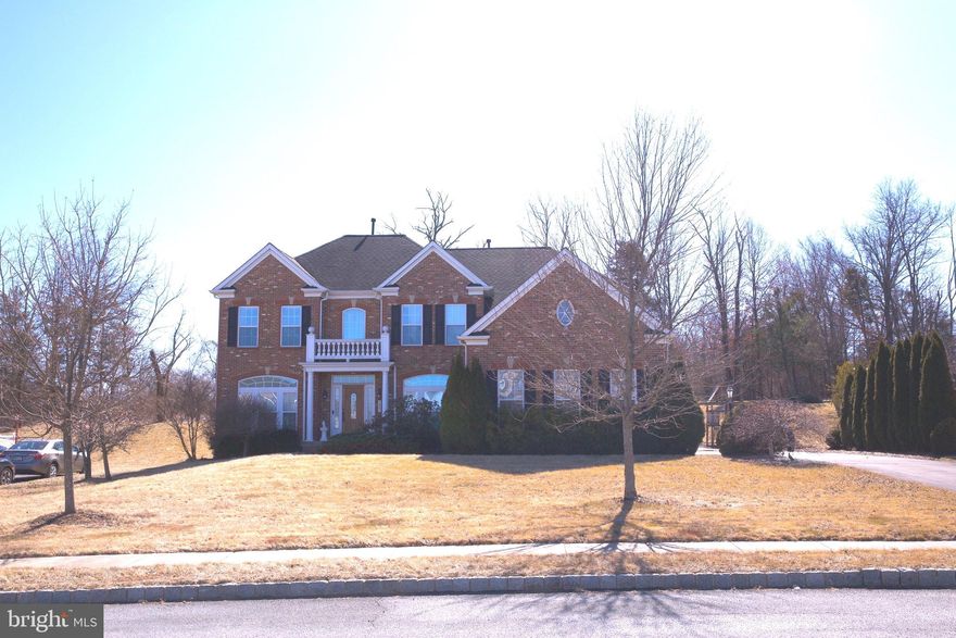 OPPORTUNITY KNOCKS! 
Welcome to this sun-filled, spacious home in Parkside Estates. Extensive gleaming cherry hardwood floors throughout almost the entire main floor. The adjoining spacious living and dining rooms are perfect for entertaining guests. The impressive morning room is sunny and generous in size and features a generous wall of windows. The spacious kitchen, which is adjacent to morning room and opens to a deck, offers upgraded cherry cabinets, spacious granite countertops, perfect size island, brand new double ovens and new renovated wood floors, and the walk-in pantry. It connects with the floor to ceiling stone fireplace in family room with freshly painted walls and meticulously maintained and neutral decor, keep you feel warm and comfortable. The study room, you may look it as your fifth bedroom,  towards the back yard is very quiet and peaceful. The master suite features walk-in closet, and master bathroom with his and hers vanities, soaking tub. Three additional bedrooms-one with private bath-two sharing a Jack and Jill bathroom. A three-car side-entry garage connects with the properly size side yard. 
This community arounds with beautifully farms and amazing wrap-around trails, laid-back aristocratic living in our peaceful community! This home is in a prime location within Quakertown community schools and is just minutes away from major roads and highways, shopping centers, restaurants, gyms, Lehigh Valley Hospital. This home won't last long -act quickly before someone takes it away! Come visit your future home today!