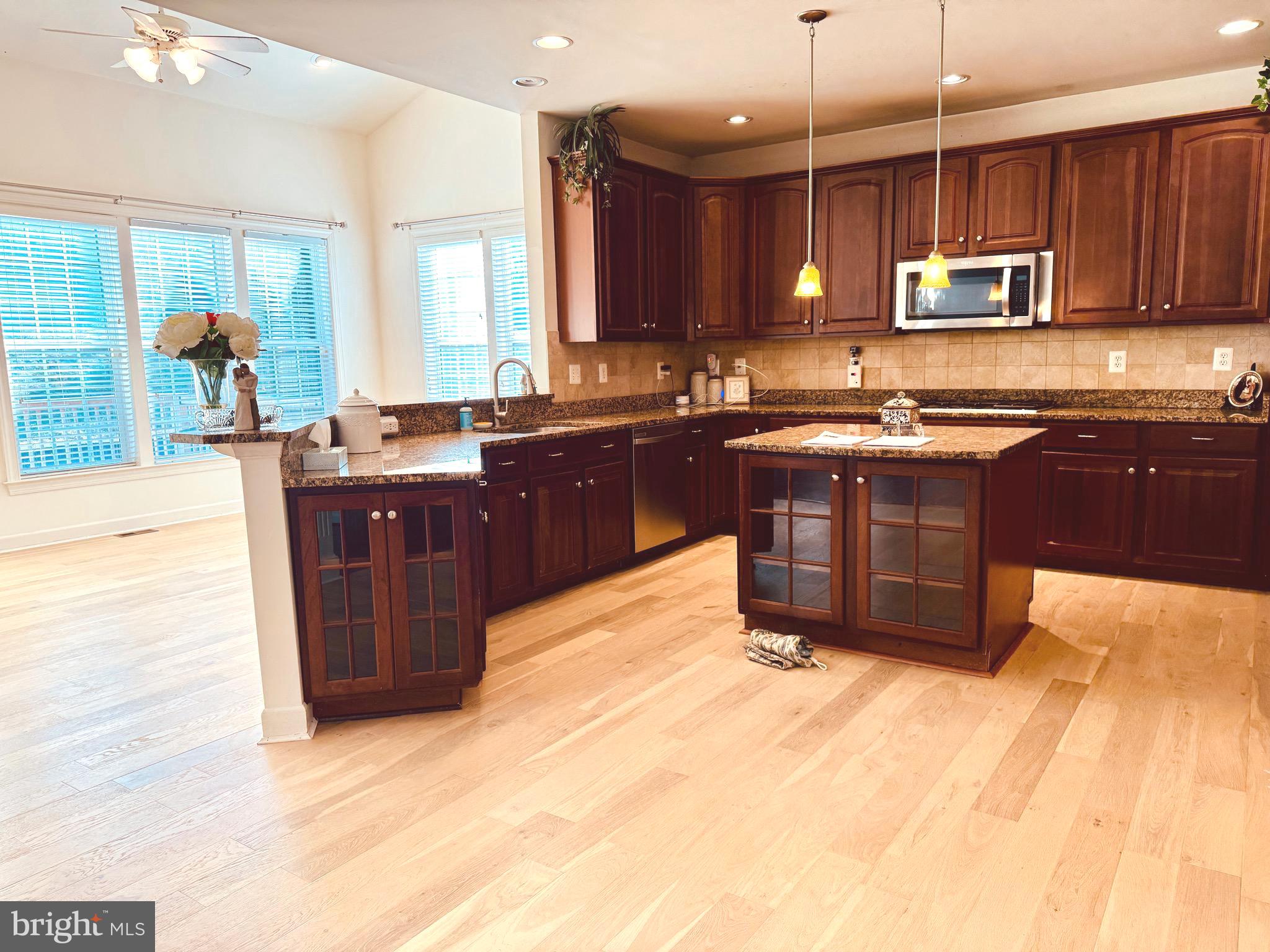 PARKSIDE ESTATES - Residential