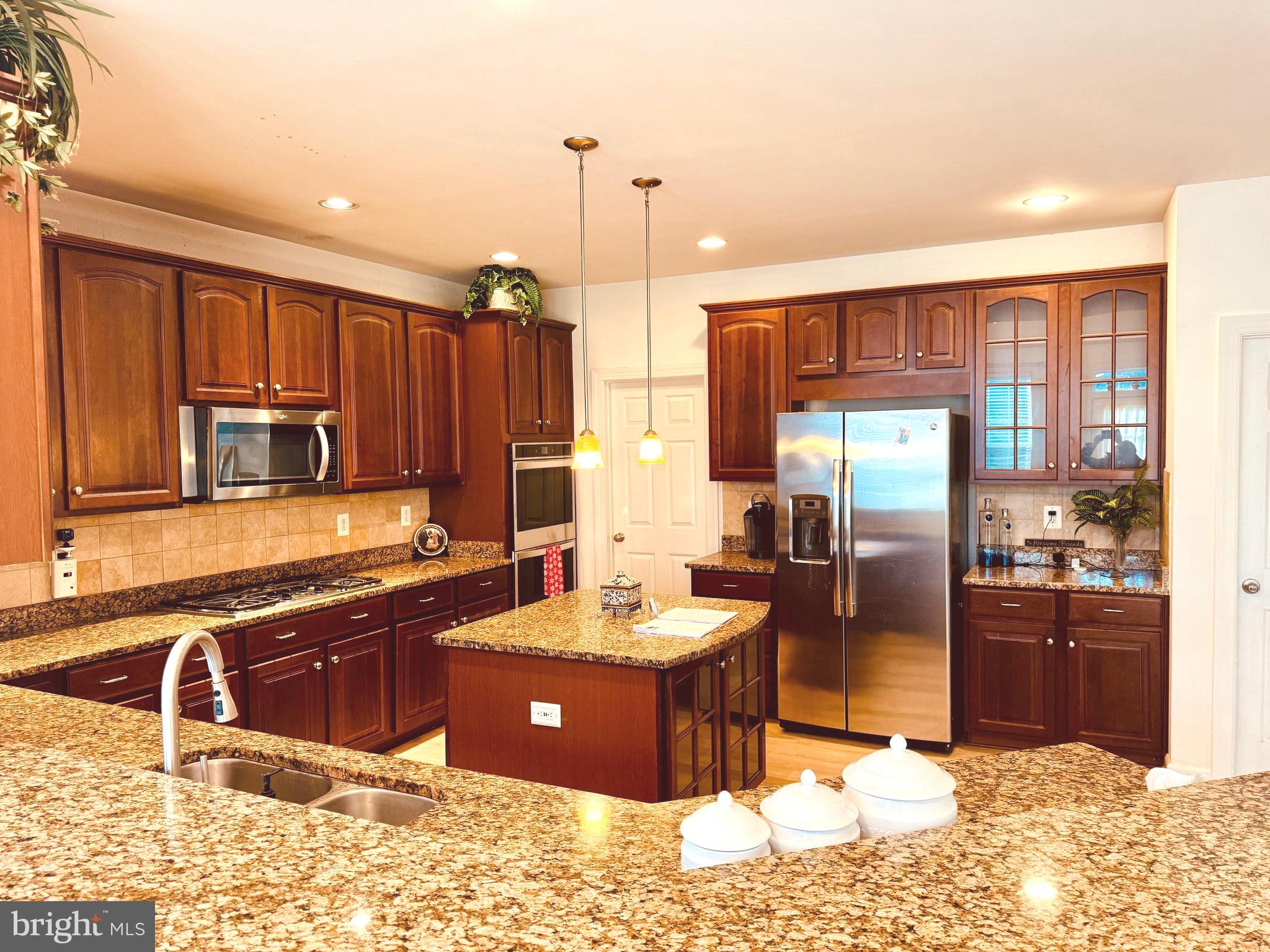 PARKSIDE ESTATES - Residential