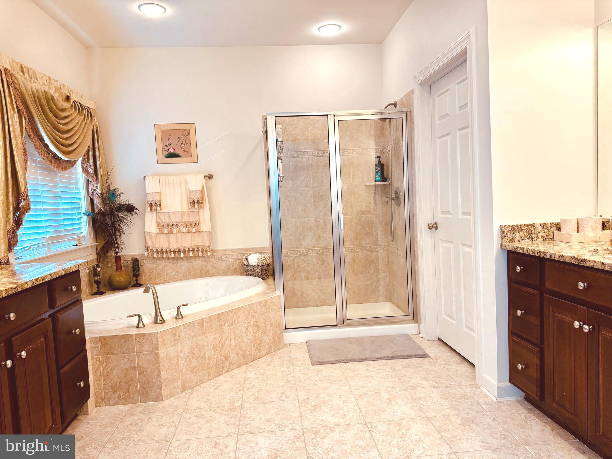 PARKSIDE ESTATES - Residential