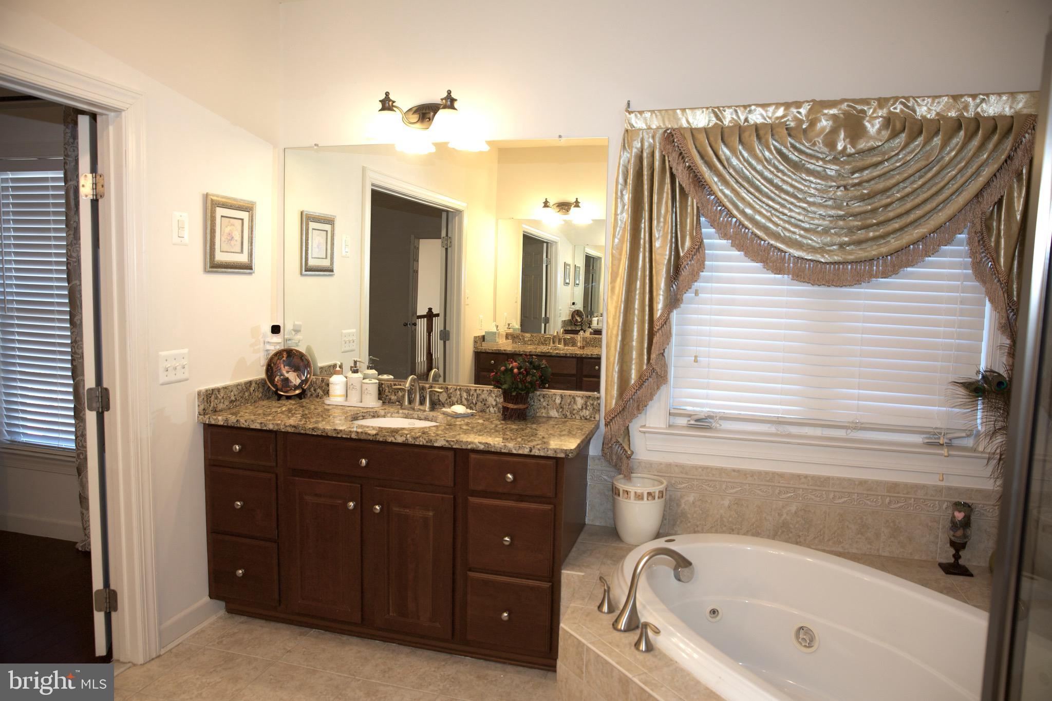 PARKSIDE ESTATES - Residential