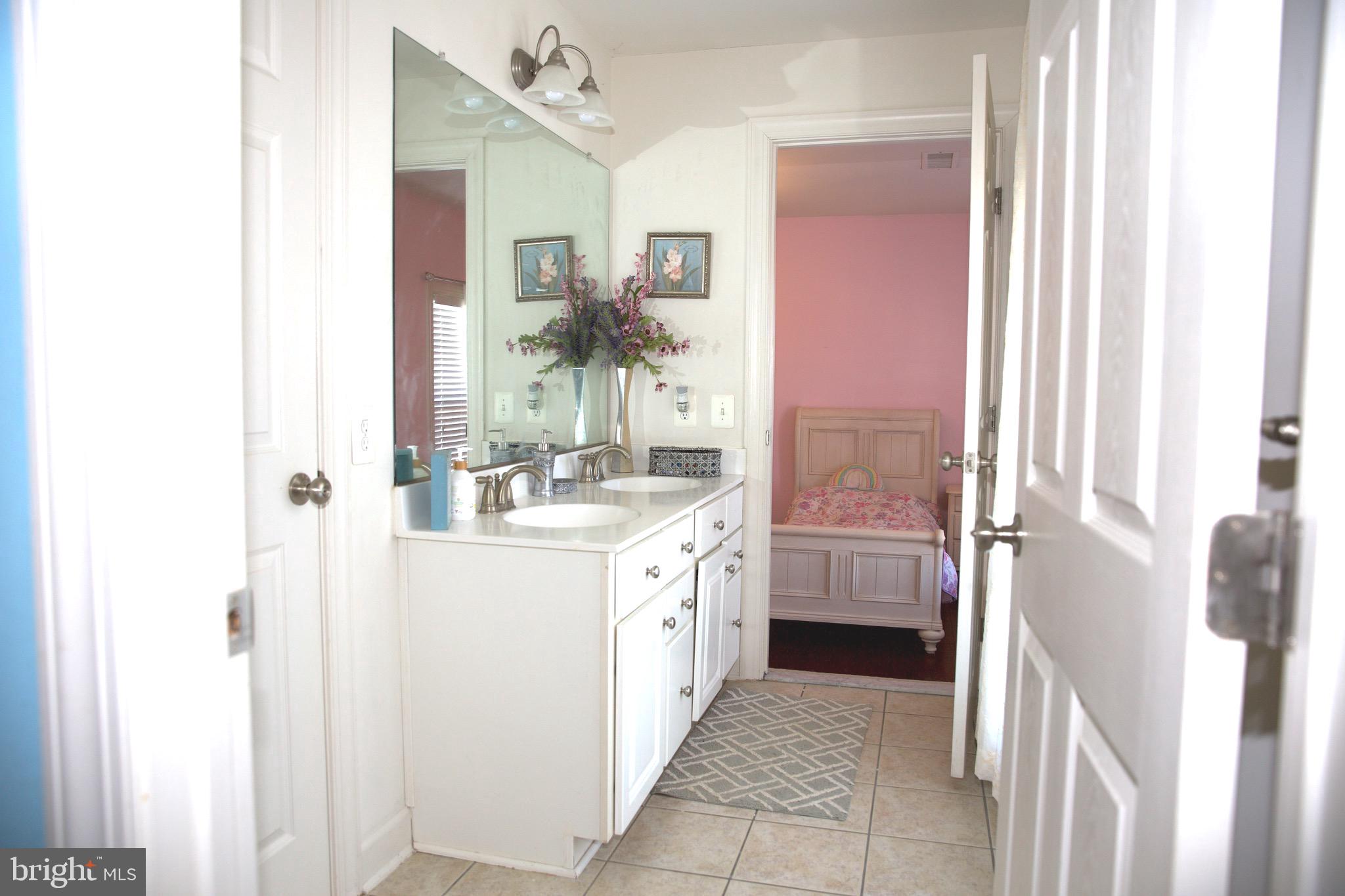 PARKSIDE ESTATES - Residential