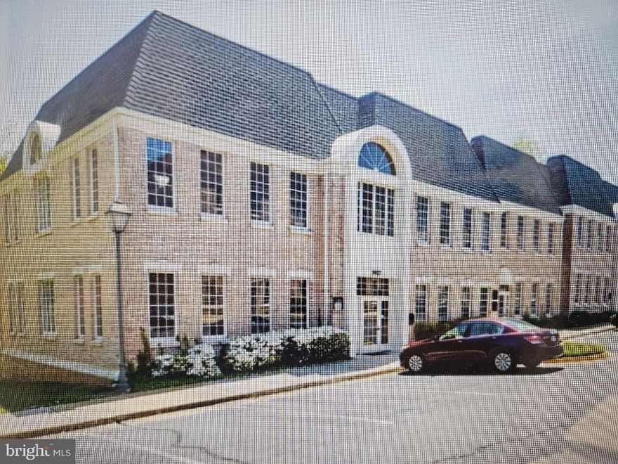 Location!  Across from Courthouse Shopping Plaza and around the corner from Main Street Marketplace!  Bright & sunny upper end unit with high ceiling and great windowline, backs to park/jogging path!  Desirable Fairfax Commons complex - Unit 102-A has a traditional office layout with: 4 good-sized windowed offices, 5th smaller interior office/supply/break room, small waiting area, kitchenette, restroom, utility closet.  Neutral grey and white interior.  Available immediately for 1 - 5 year lease term.  Tenant is responsible for own cleaning, separately-metered elec, phone & internet.  Owner pays condo fee and RE tax.  Sentrilock lockbox is hanging on the walkway railing at the right end of the 3927 Building.  Vacant; show anytime or call agent for more details.