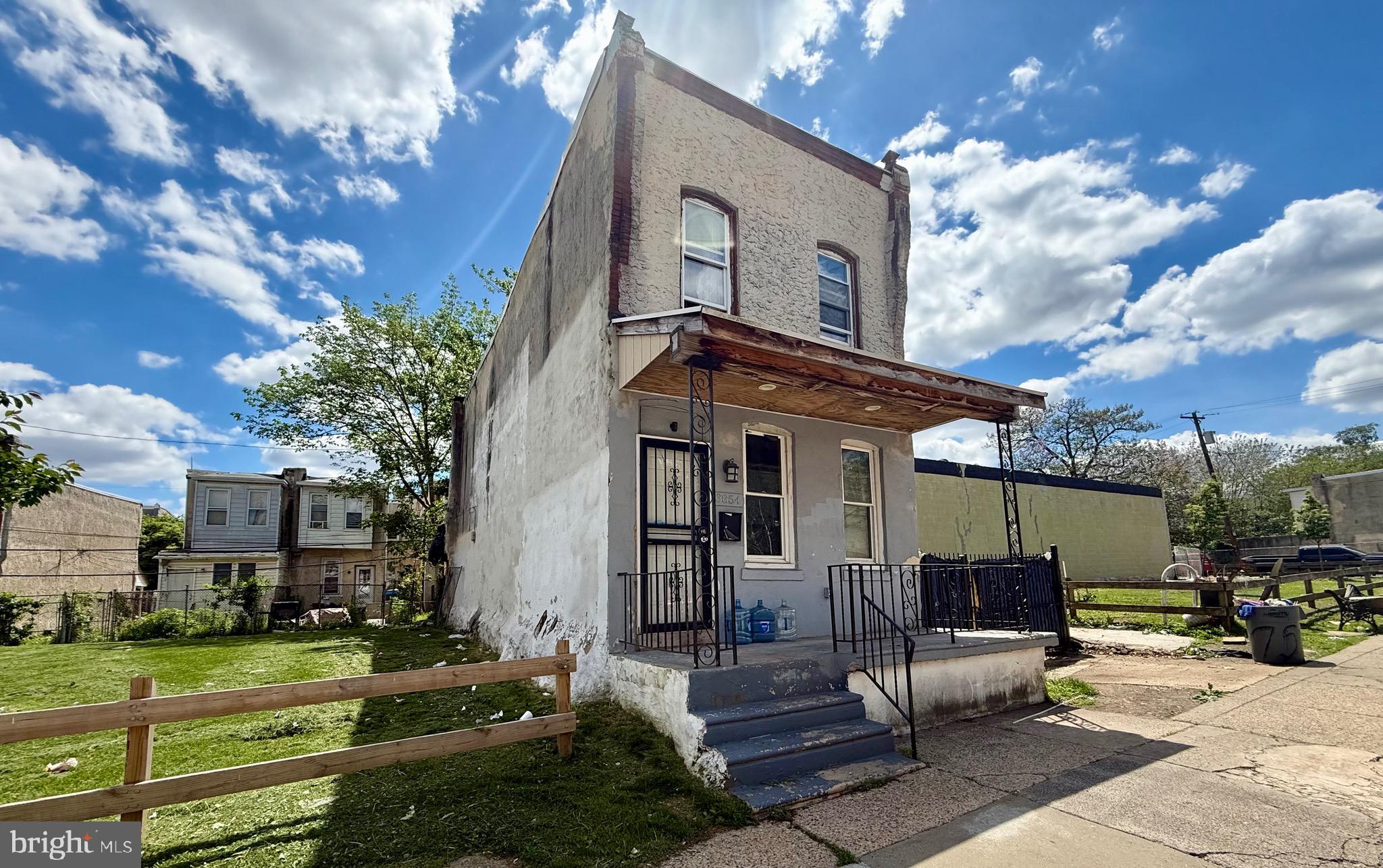 INVESTOR ALERT! Take a look at this home in the Mantua section of Philadelphia . This property has perfect fix and flip potential and the Seller is motivated. Home is being sold AS IS..Property is currently tenant occupied. Drive- by showings only at this time.