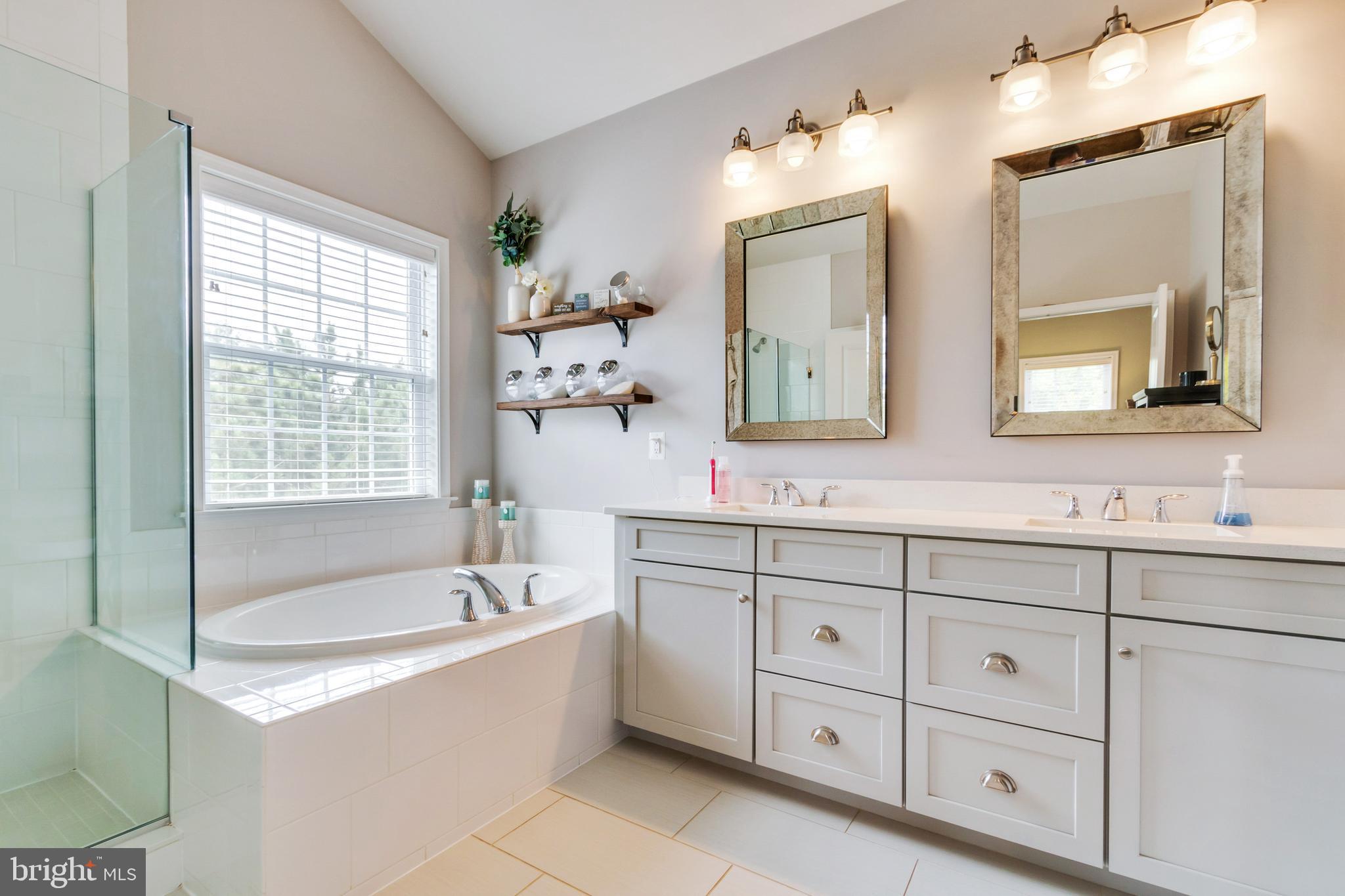 DOMINION VALLEY - Residential