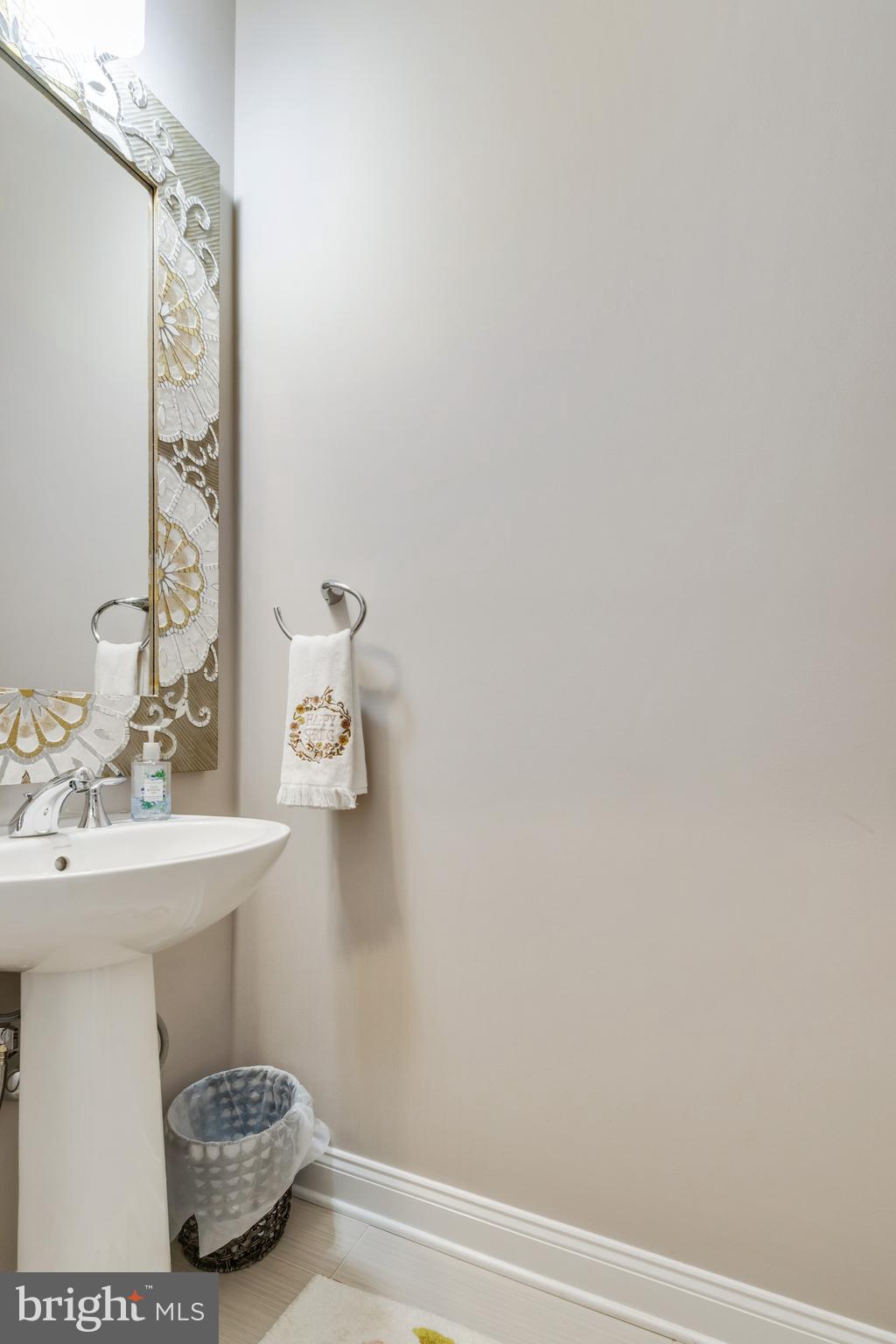 DOMINION VALLEY - Residential