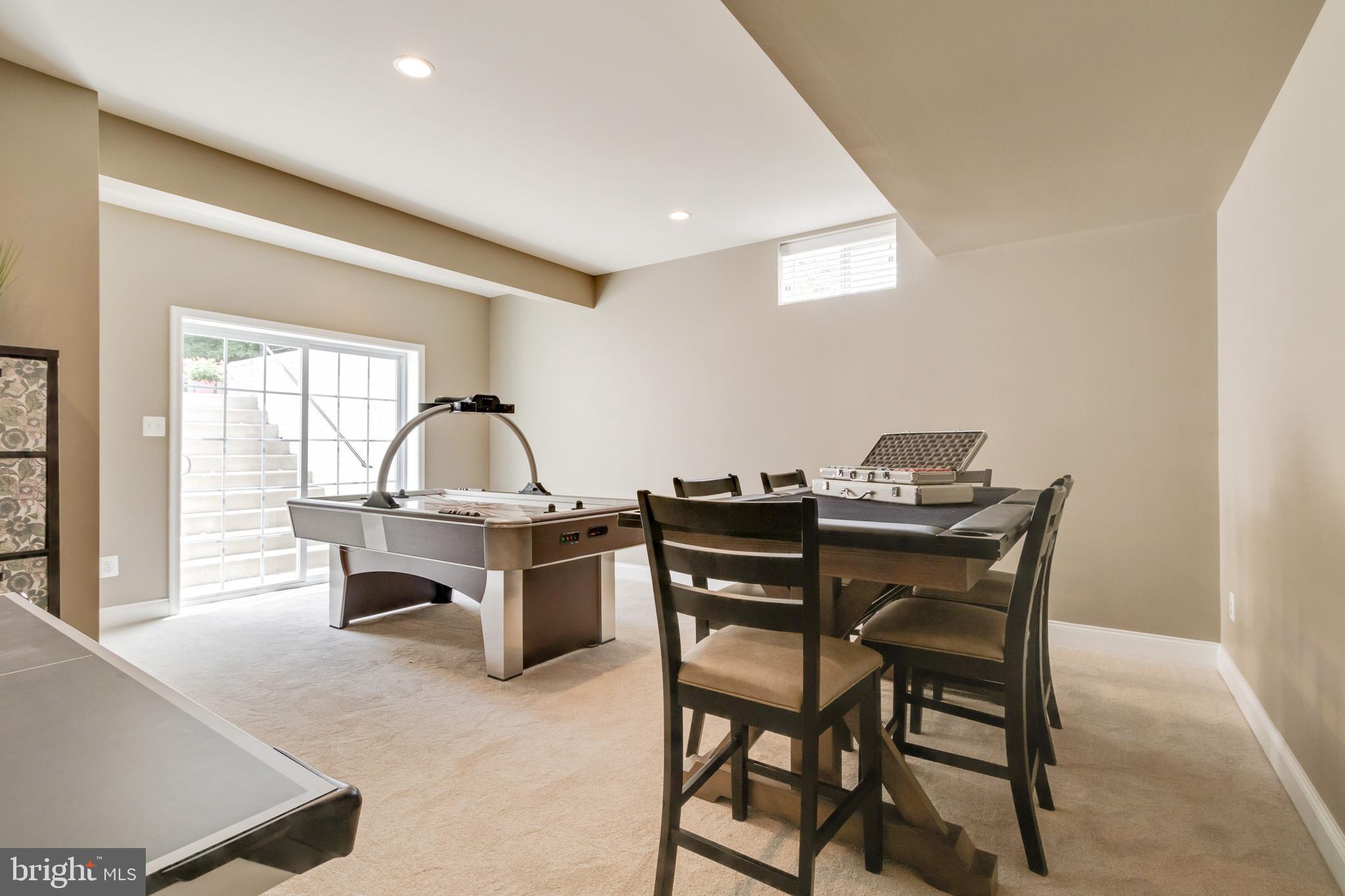 DOMINION VALLEY - Residential